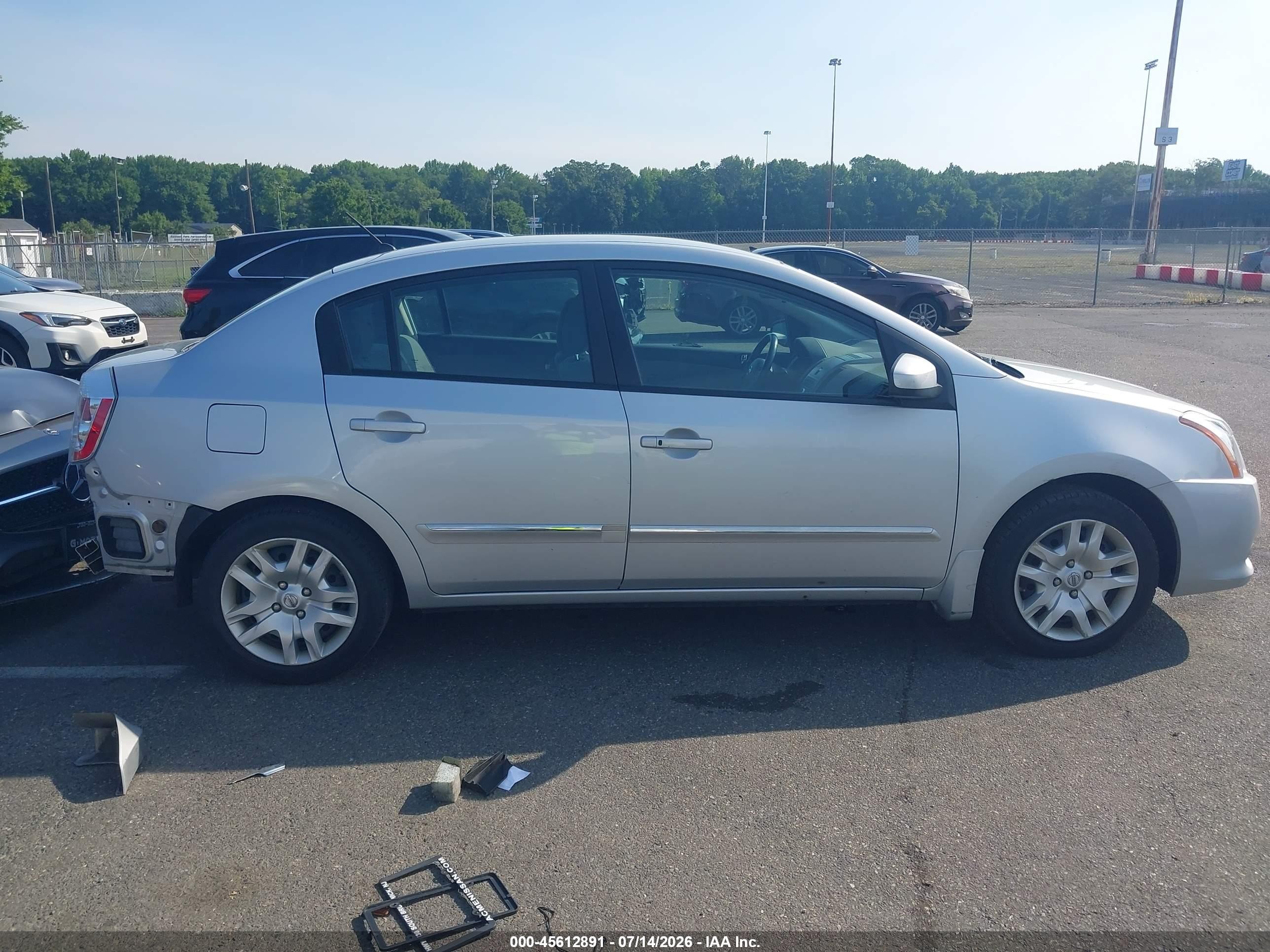 2010 Nissan Sentra 2.0s Silver vin: 3N1AB6AP2AL680259