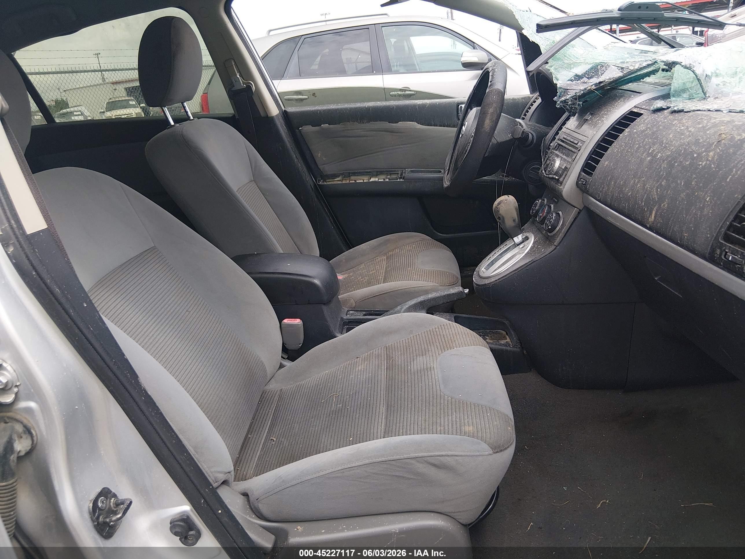 2010 Nissan Sentra 2.0sr Silver vin: 3N1AB6AP2AL703930