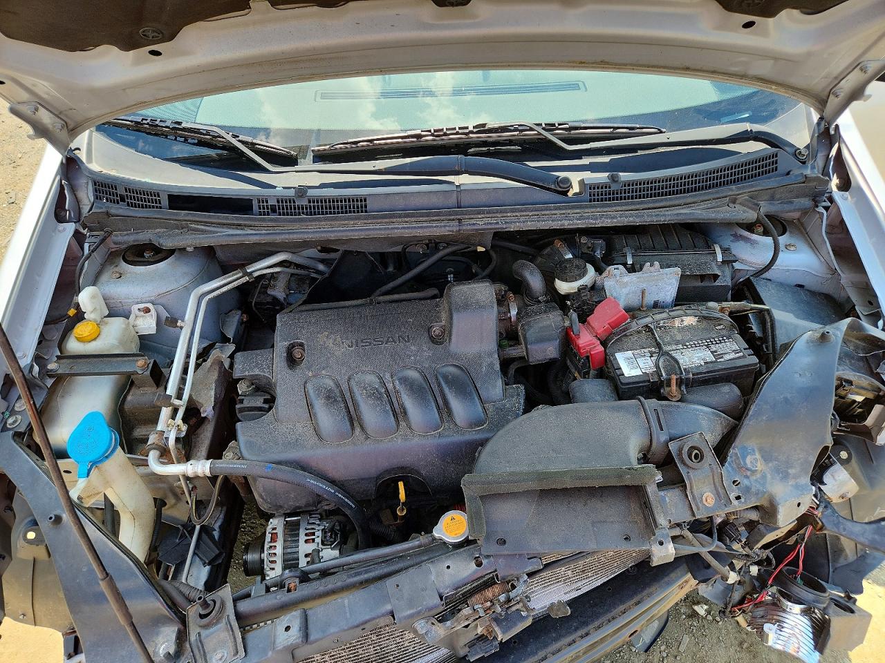 2010 Nissan Sentra Silver vin: 3N1AB6AP2AL711977