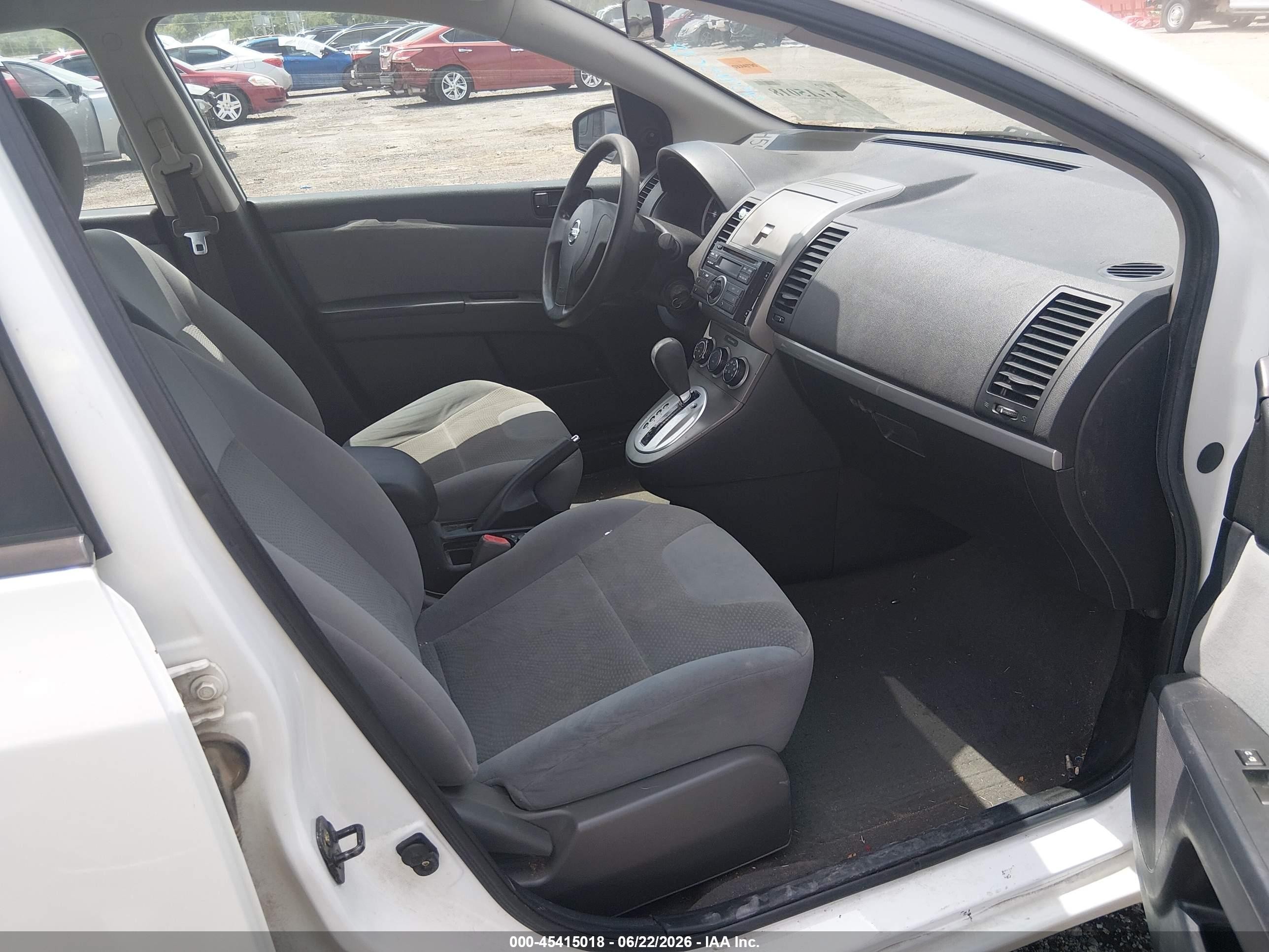 2010 Nissan Sentra 2.0 White vin: 3N1AB6AP2AL714183