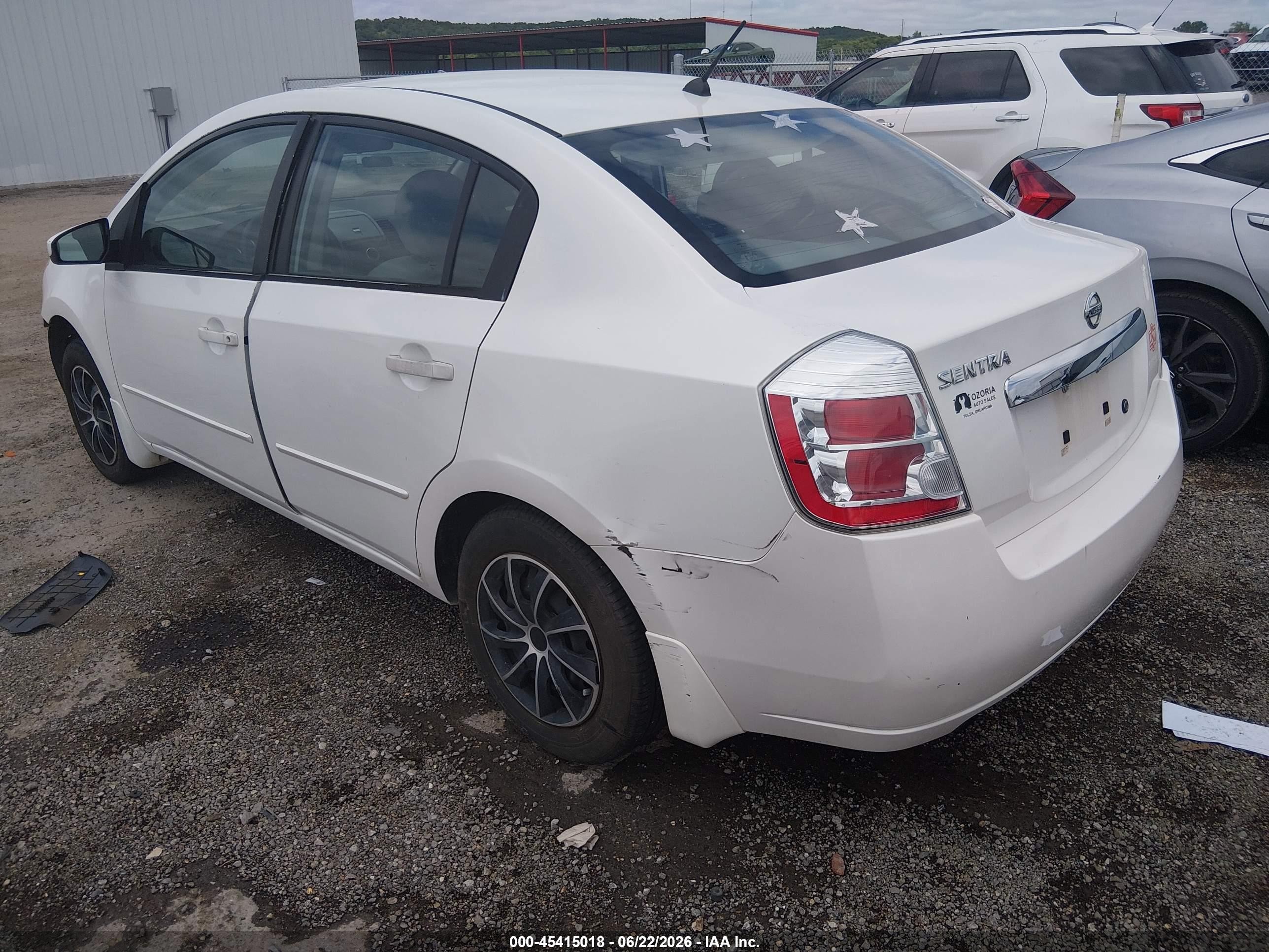 2010 Nissan Sentra 2.0 White vin: 3N1AB6AP2AL714183