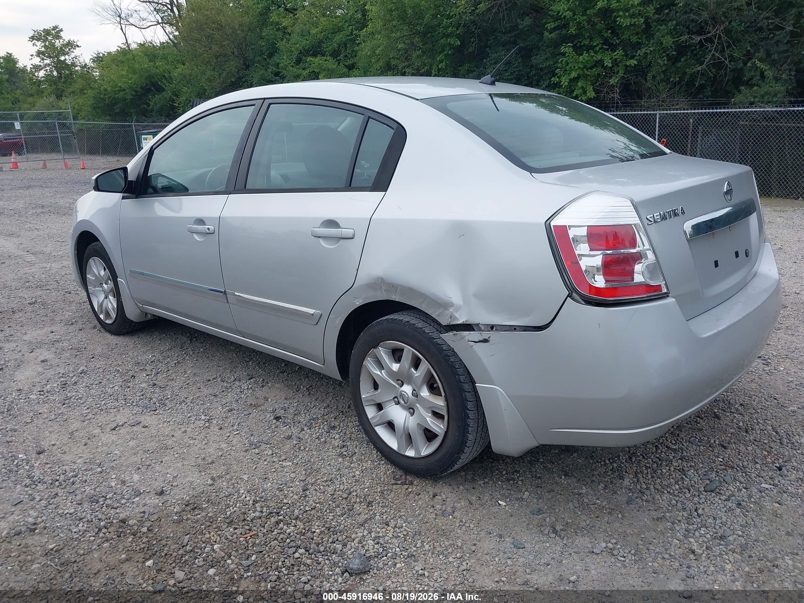 2010 Nissan Sentra 2.0s Silver vin: 3N1AB6AP2AL715642