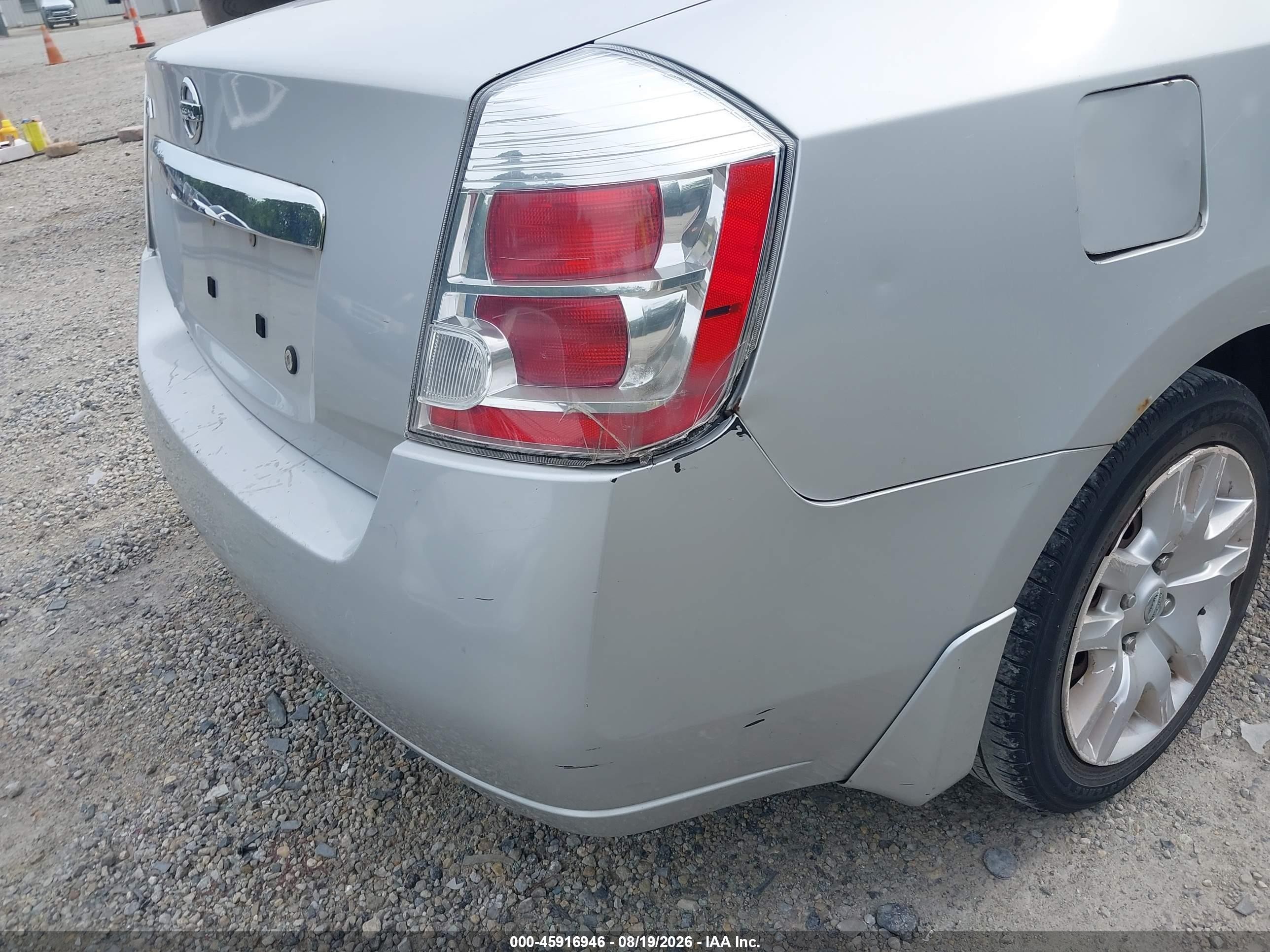 2010 Nissan Sentra 2.0s Silver vin: 3N1AB6AP2AL715642