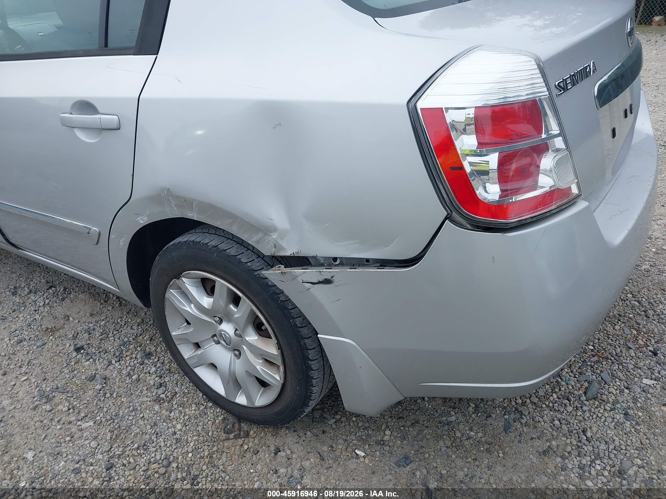 2010 Nissan Sentra 2.0s Silver vin: 3N1AB6AP2AL715642