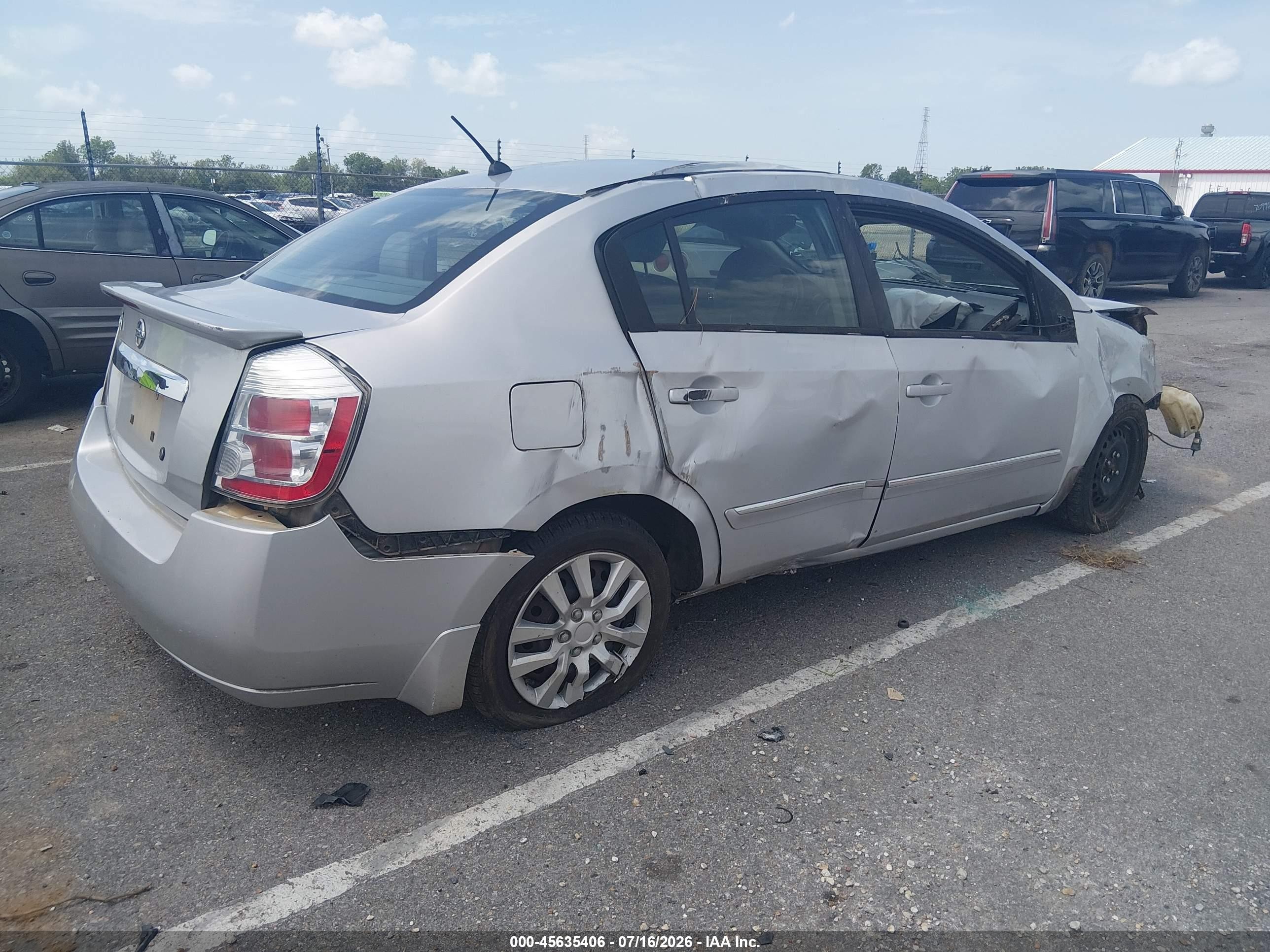 2011 Nissan Sentra 2.0s Серебряный vin: 3N1AB6AP2BL643326