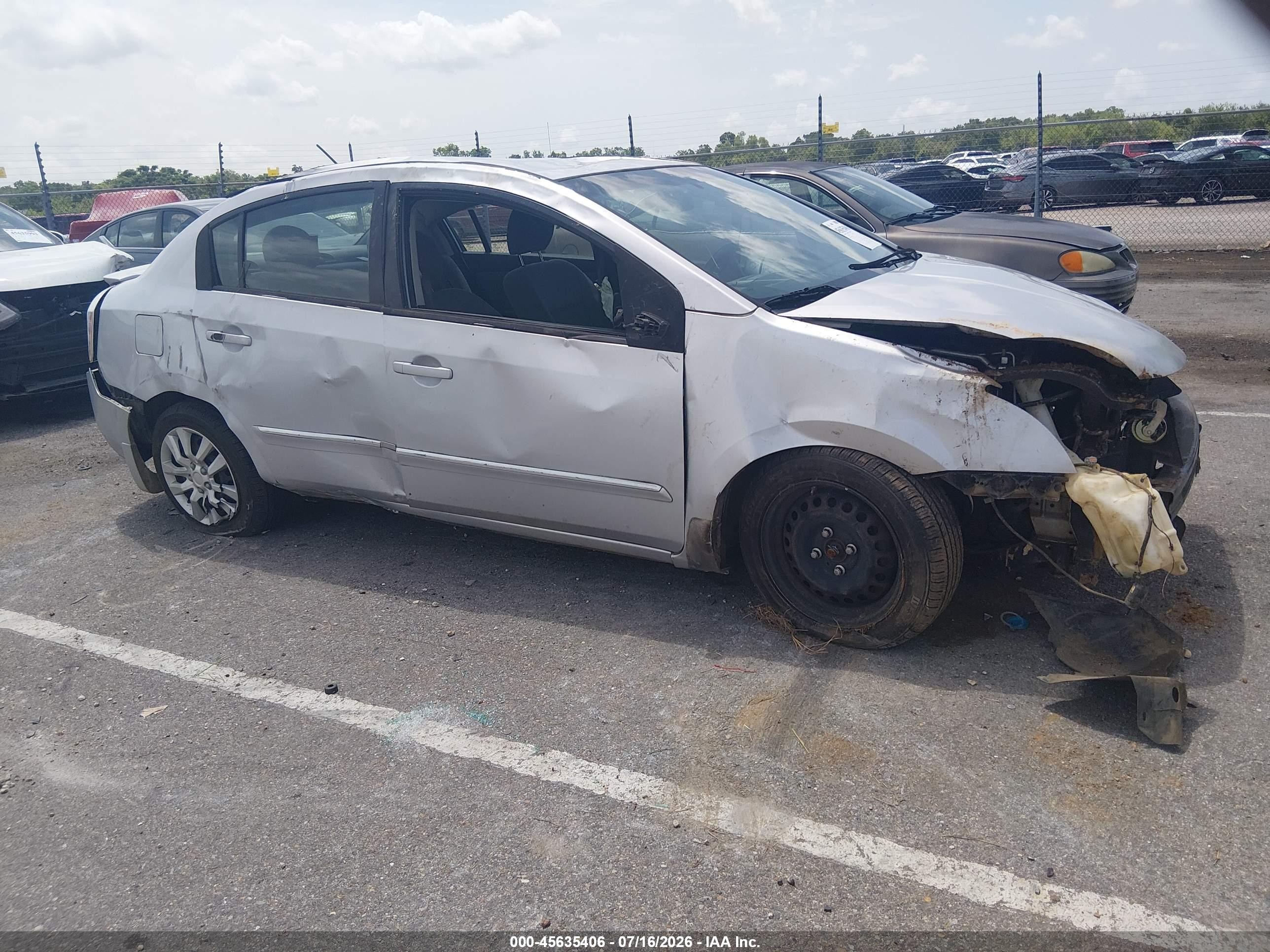2011 Nissan Sentra 2.0s Серебряный vin: 3N1AB6AP2BL643326