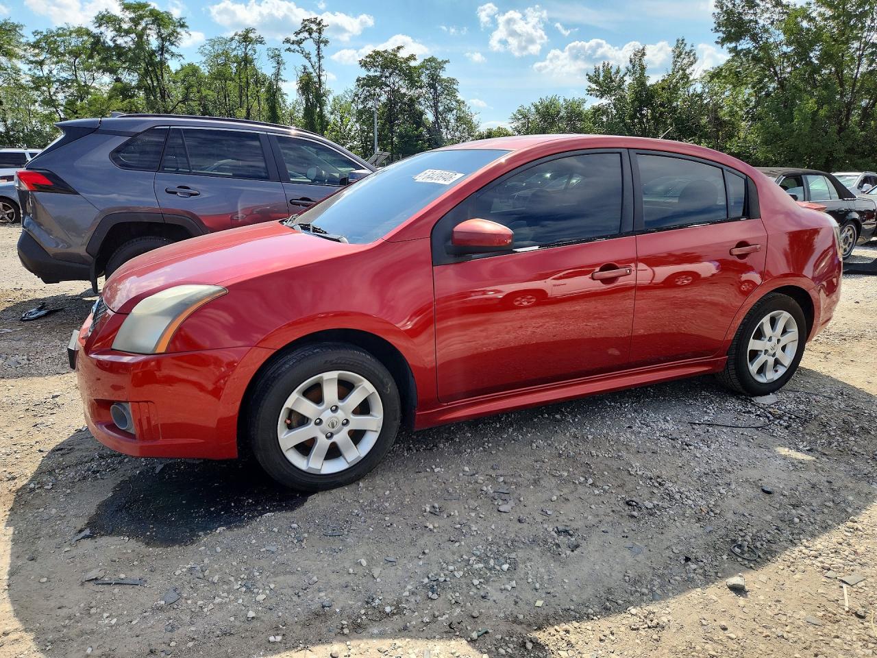 2011 Nissan Sentra 2.0 Red vin: 3N1AB6AP2BL651992