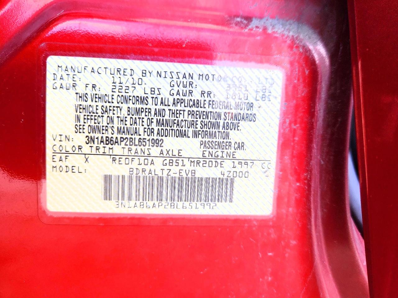 2011 Nissan Sentra 2.0 Red vin: 3N1AB6AP2BL651992