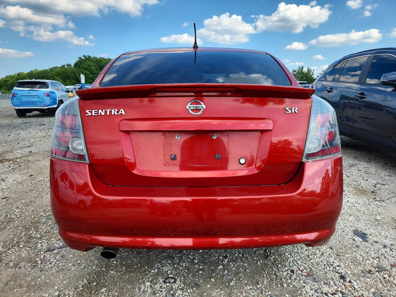 2011 Nissan Sentra 2.0 Red vin: 3N1AB6AP2BL651992