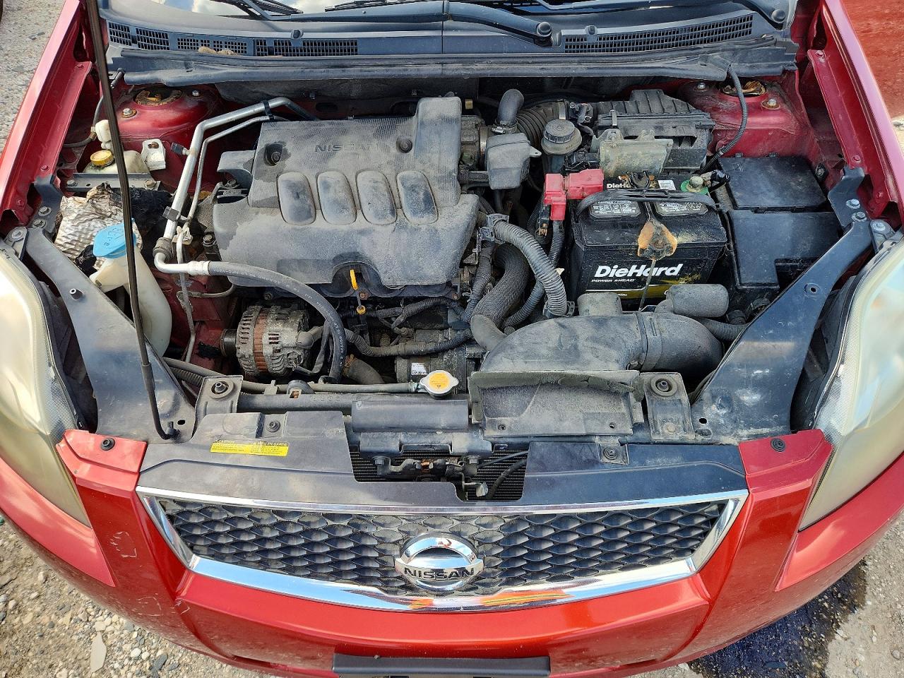 2011 Nissan Sentra 2.0 Red vin: 3N1AB6AP2BL651992