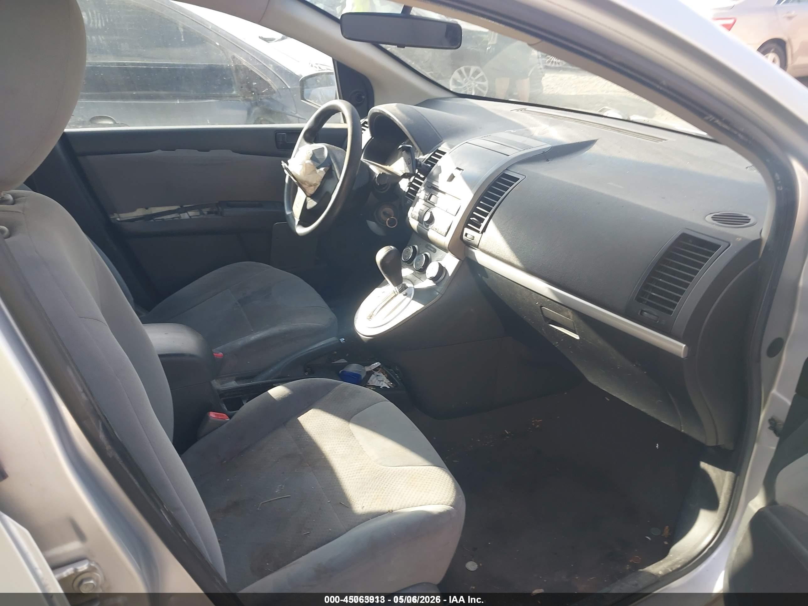 2011 Nissan Sentra 2.0 Silver vin: 3N1AB6AP2BL653189