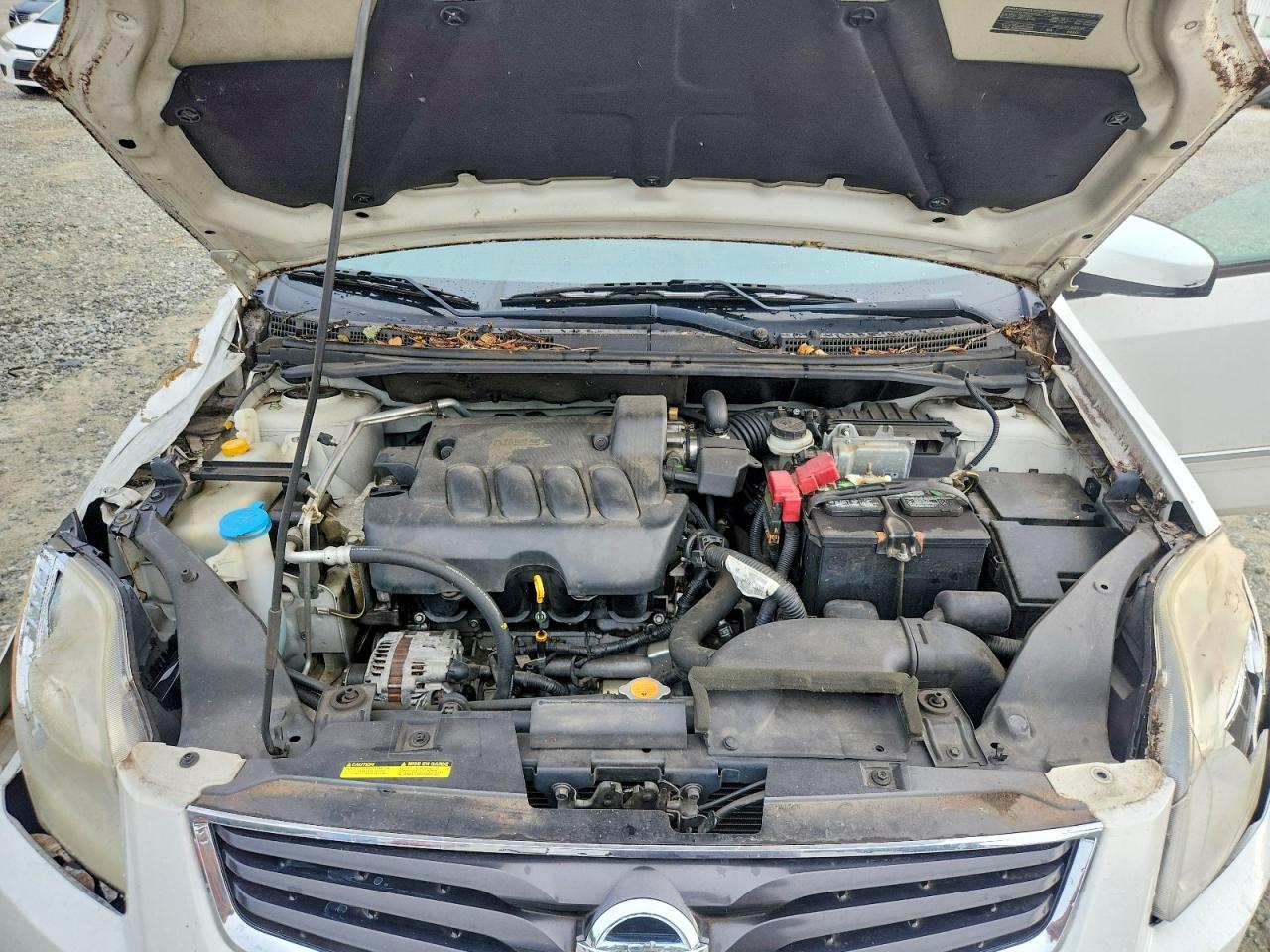 2011 Nissan Sentra 2.0 Белый vin: 3N1AB6AP2BL656223