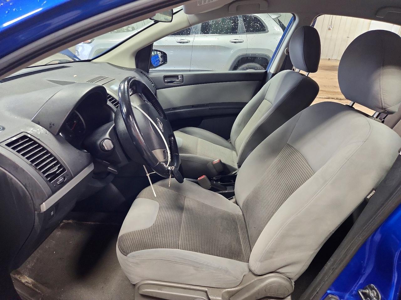 2011 Nissan Sentra 2.0 Blue vin: 3N1AB6AP2BL672129