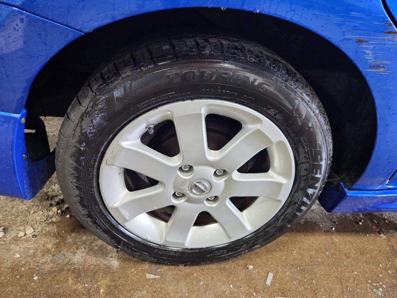 2011 Nissan Sentra 2.0 Blue vin: 3N1AB6AP2BL672129 Damage: Right Rear Wheel, Curb Rash, > 12 Inches
