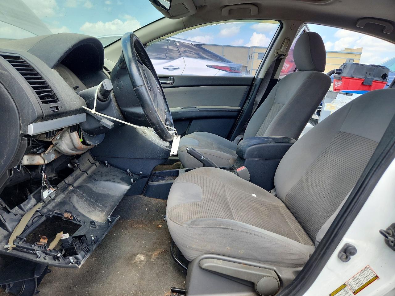 2011 Nissan Sentra 2.0 White vin: 3N1AB6AP2BL705551