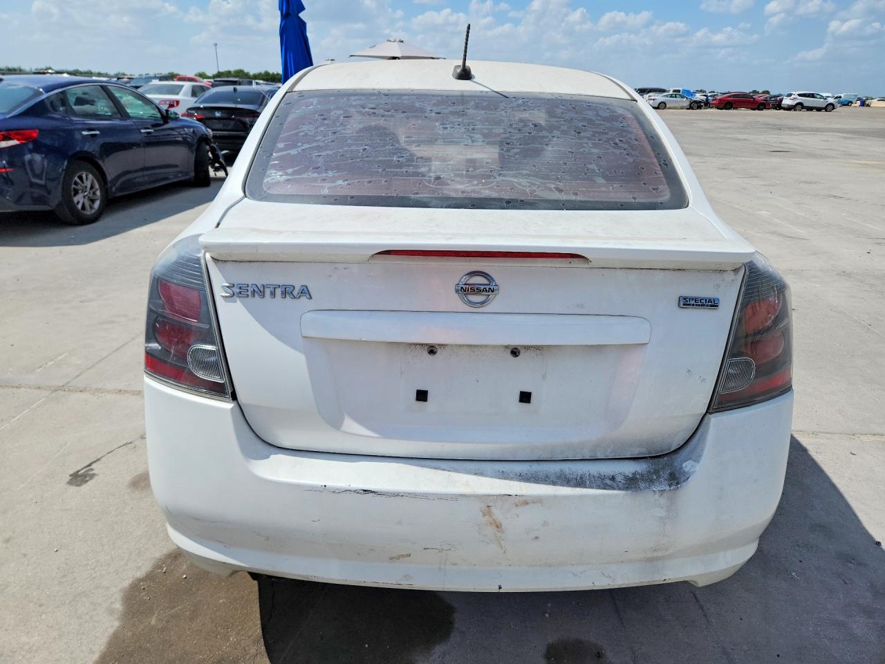 2011 Nissan Sentra 2.0 White vin: 3N1AB6AP2BL705551