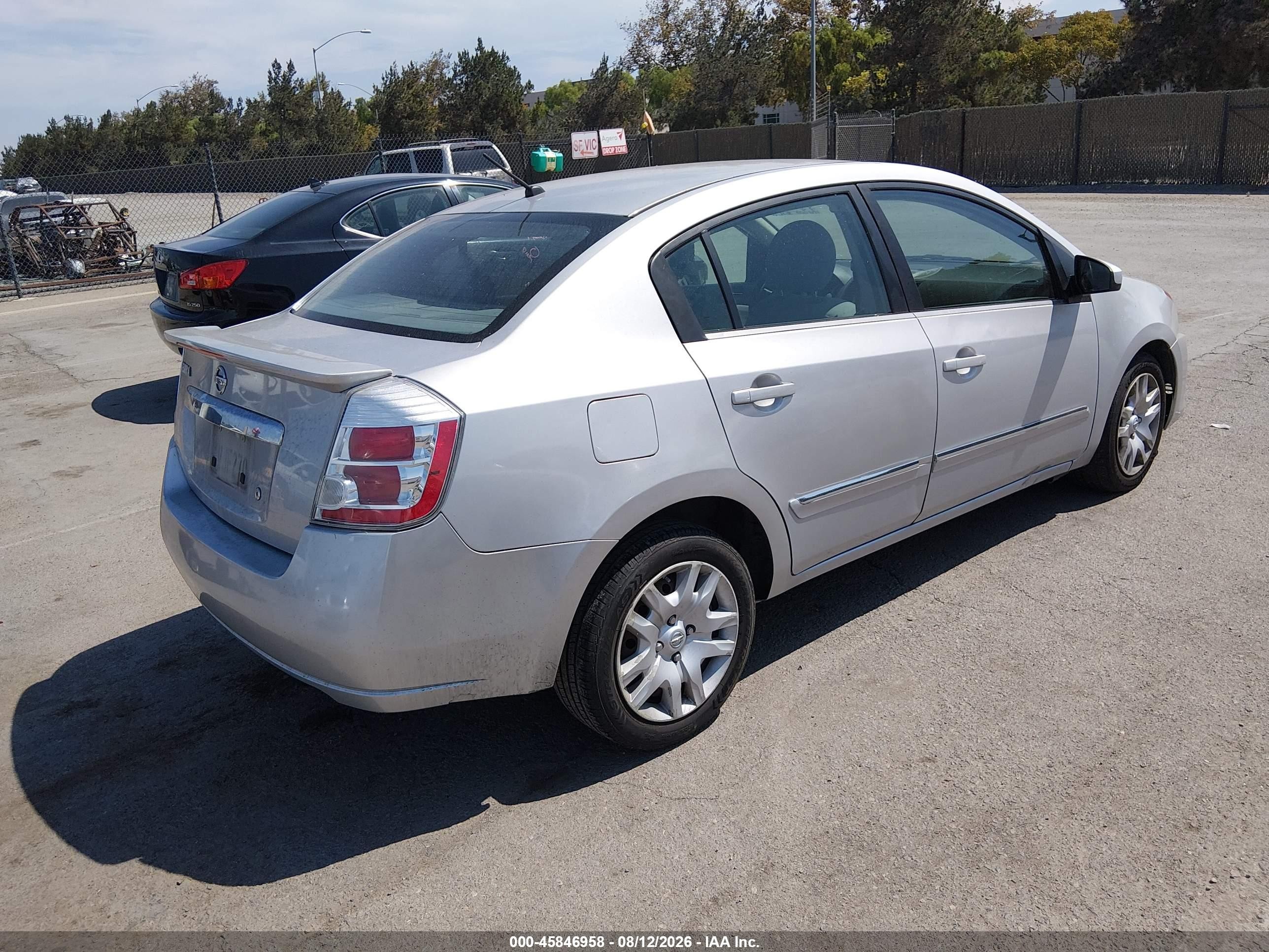 2012 Nissan Sentra 2.0 S Silver vin: 3N1AB6AP2CL729785