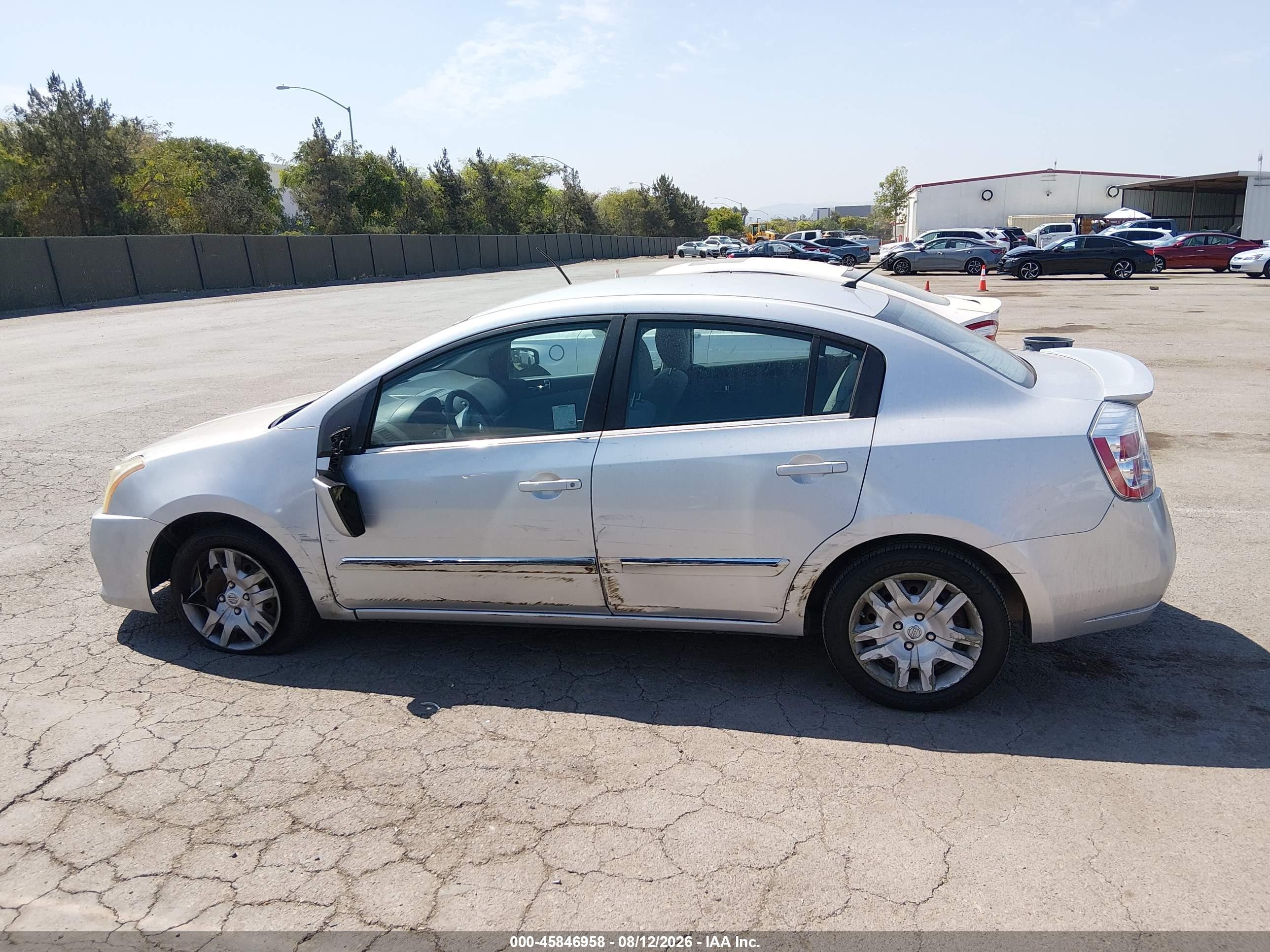 2012 Nissan Sentra 2.0 S Silver vin: 3N1AB6AP2CL729785