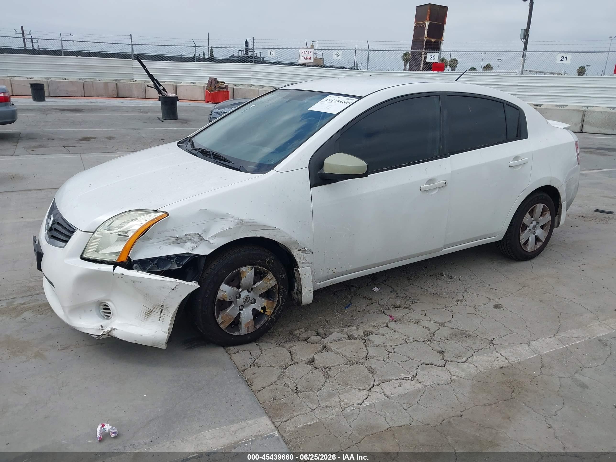 2012 Nissan Sentra 2.0 White vin: 3N1AB6AP2CL773558