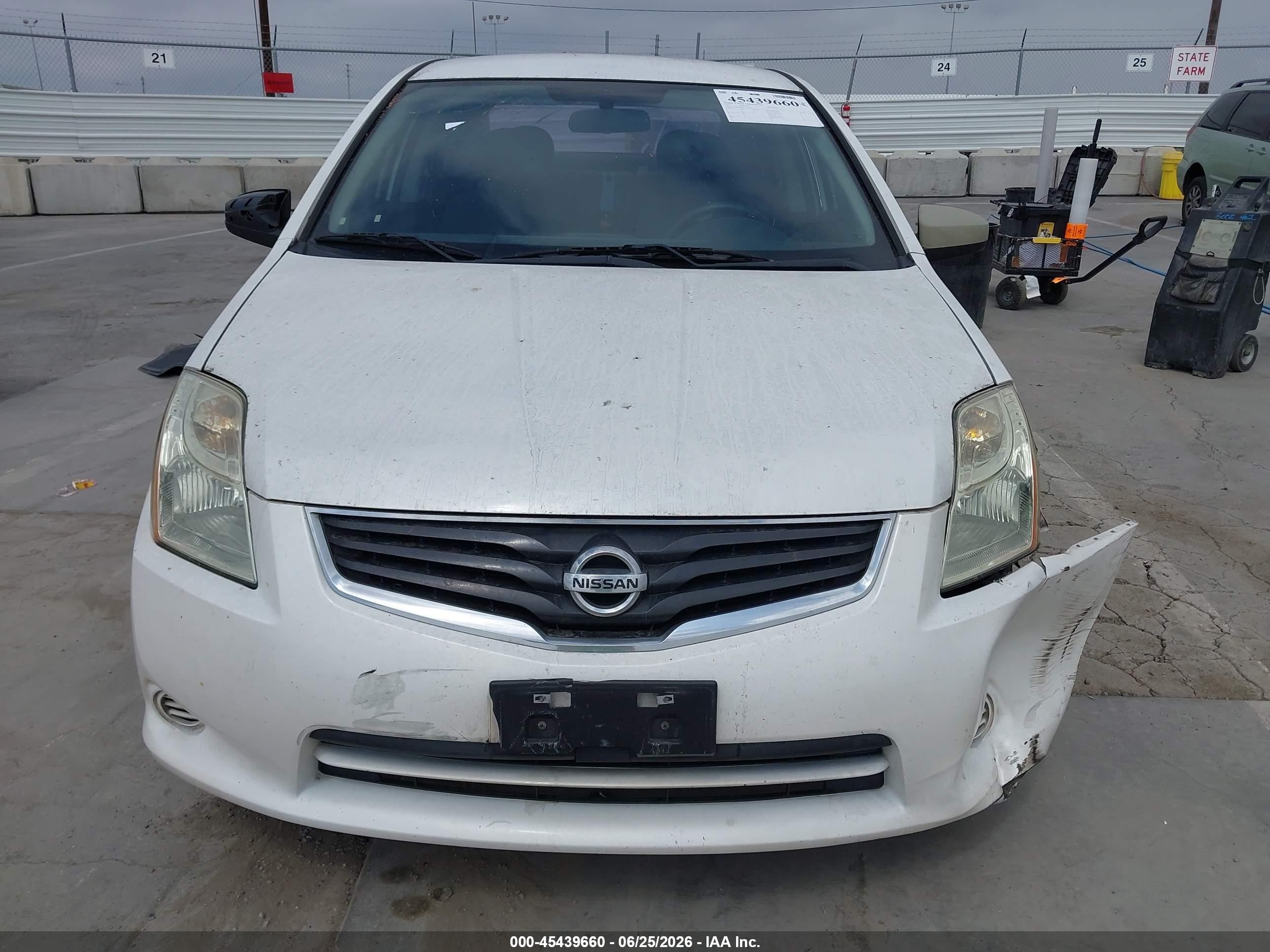 2012 Nissan Sentra 2.0 White vin: 3N1AB6AP2CL773558