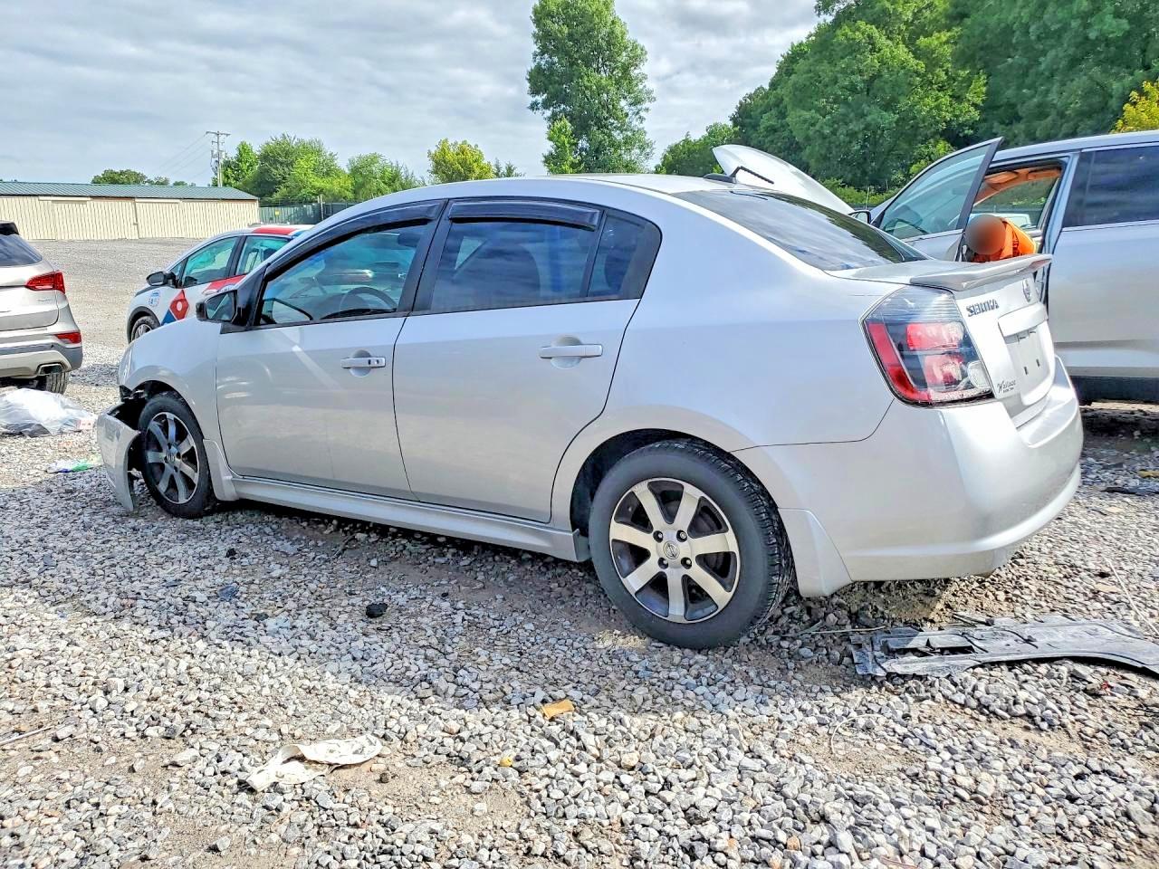 2012 Nissan Sentra Silver vin: 3N1AB6AP2CL780848