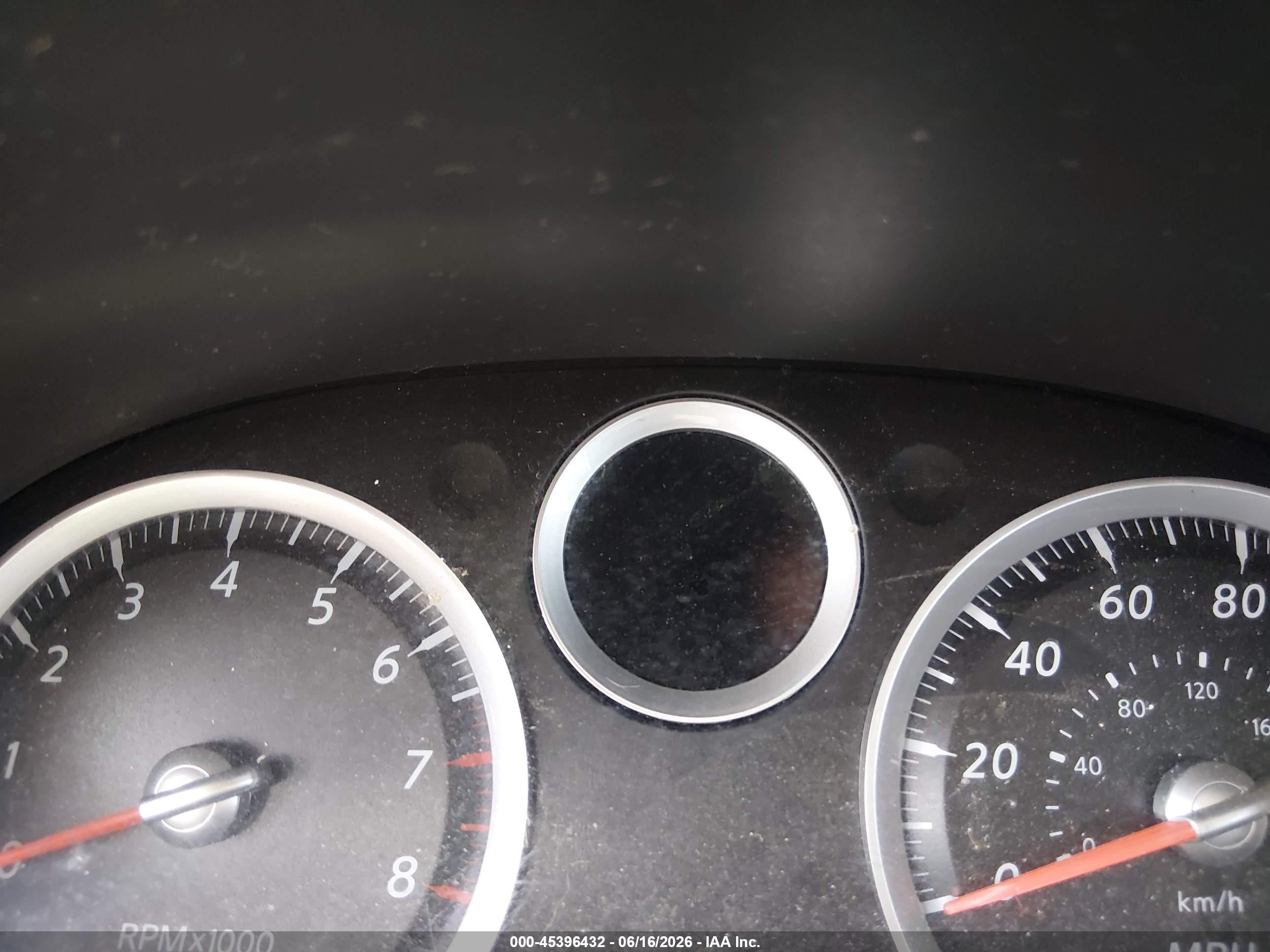2011 Nissan Sentra 2.0 Серебряный vin: 3N1AB6AP3BL620525