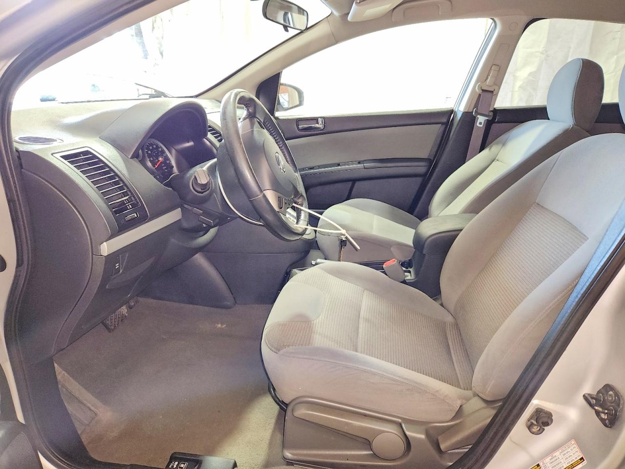 2011 Nissan Sentra 2.0 Silver vin: 3N1AB6AP3BL623375