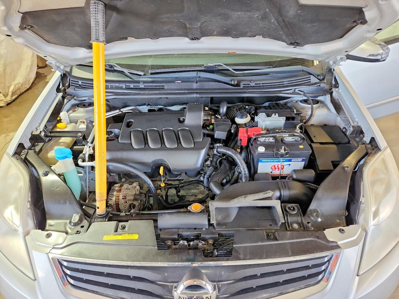 2011 Nissan Sentra 2.0 Silver vin: 3N1AB6AP3BL623375