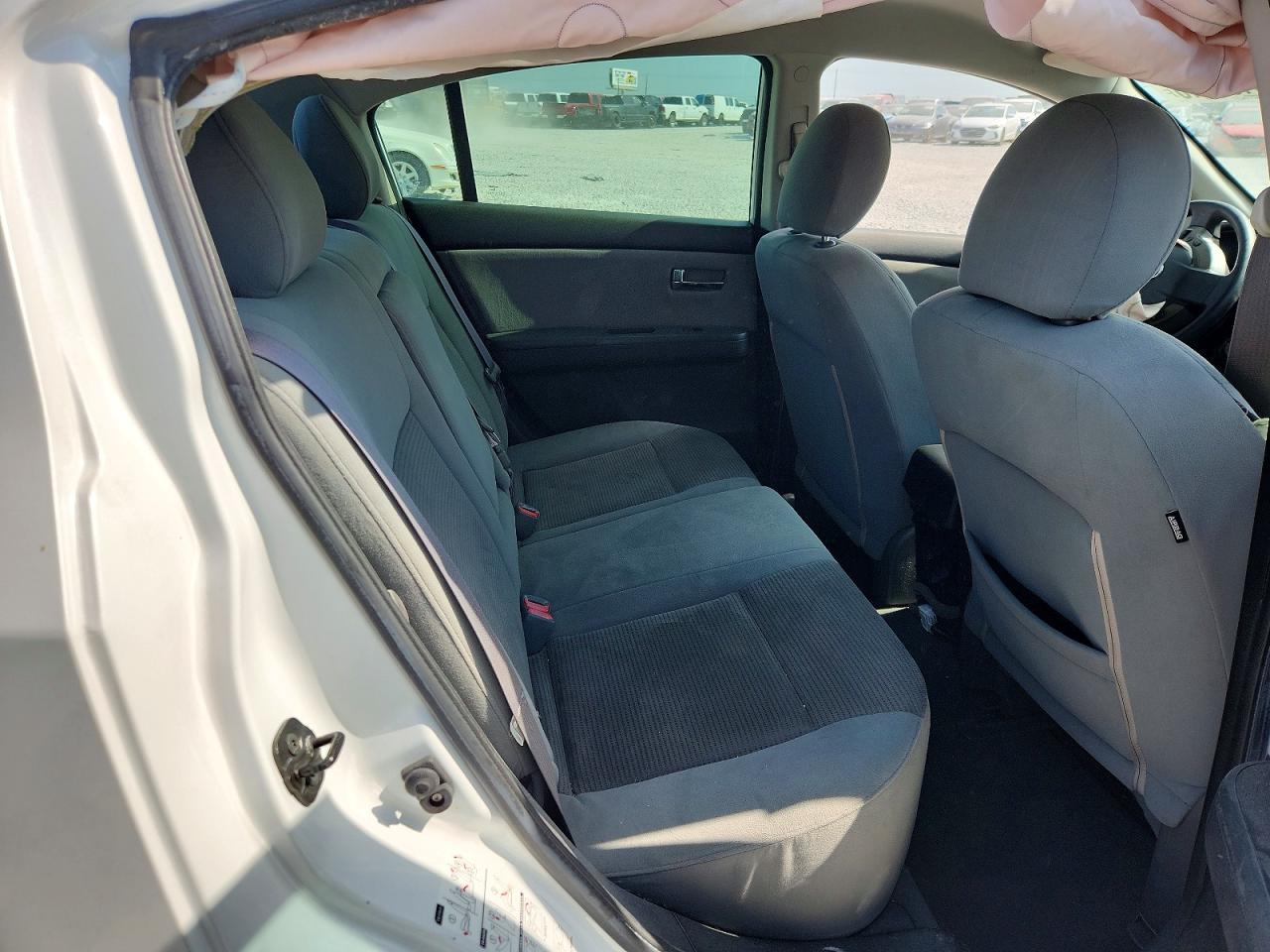 2011 Nissan Sentra 2.0/2.0s/sr/2.0sl White vin: 3N1AB6AP3BL638197