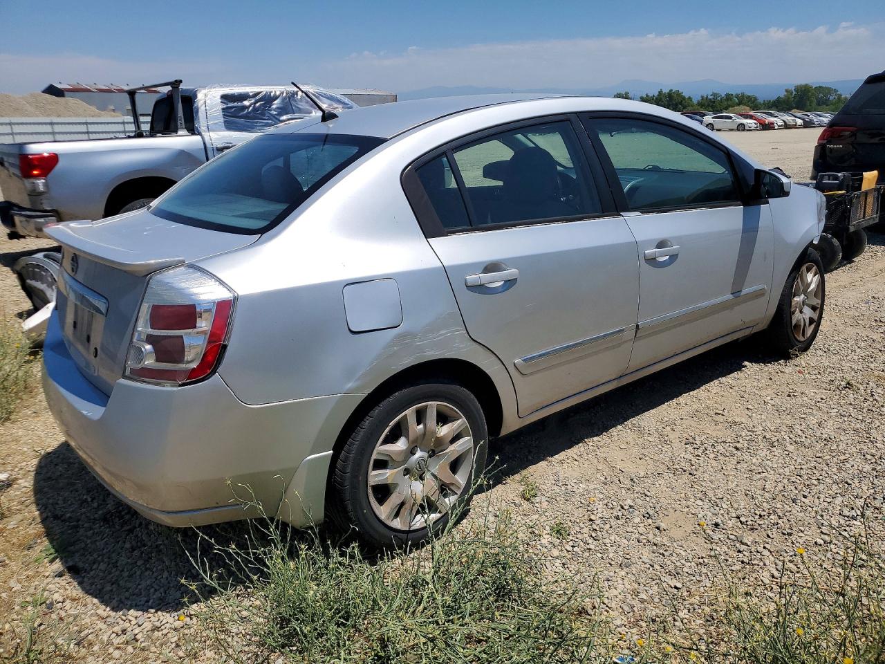 2011 Nissan Sentra 2.0 Silver vin: 3N1AB6AP3BL640886