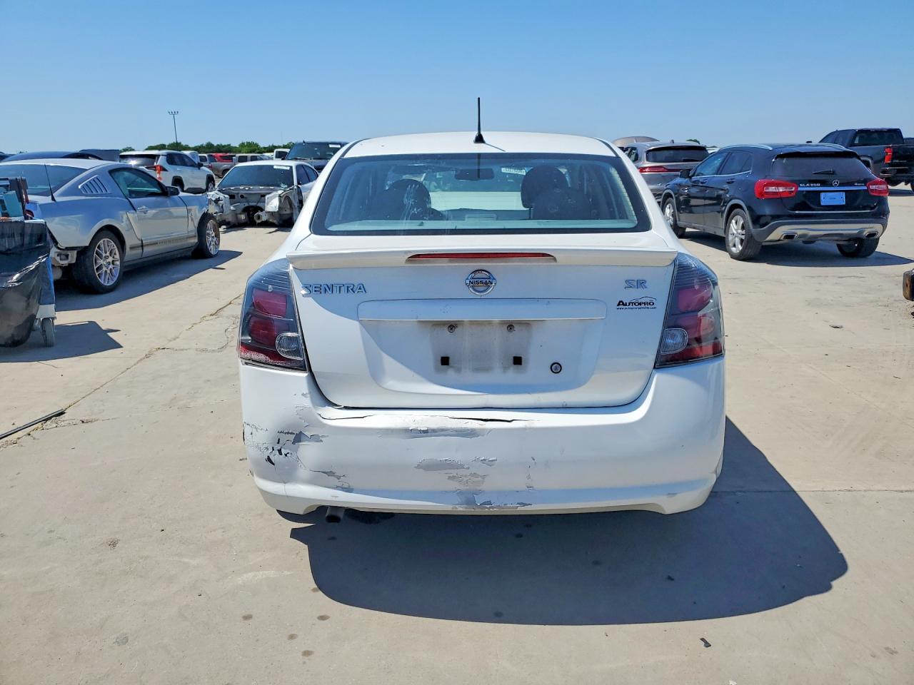 2011 Nissan Sentra 2.0 White vin: 3N1AB6AP3BL646901