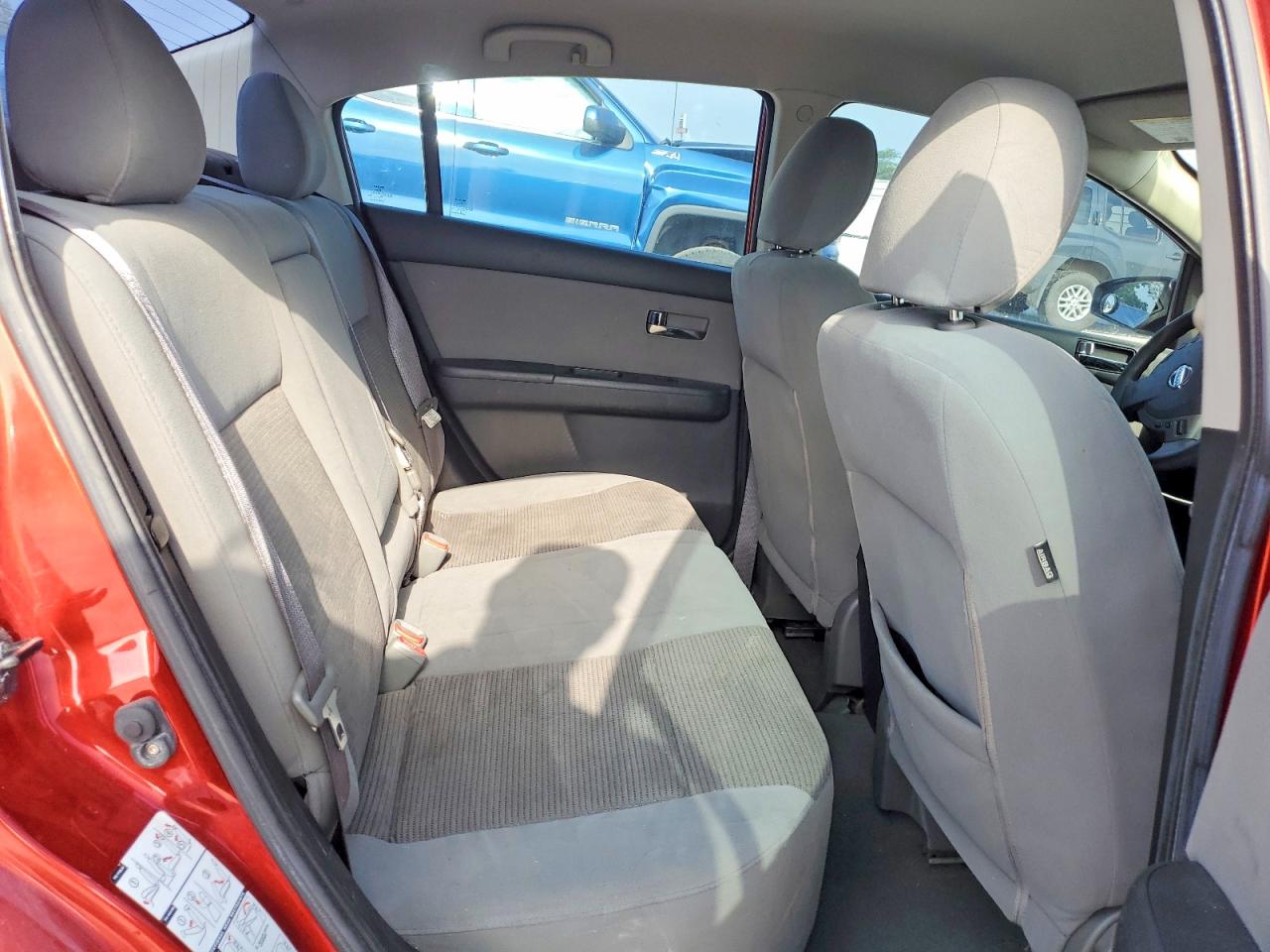 2011 Nissan Sentra 2.0 Burgundy vin: 3N1AB6AP3BL650463