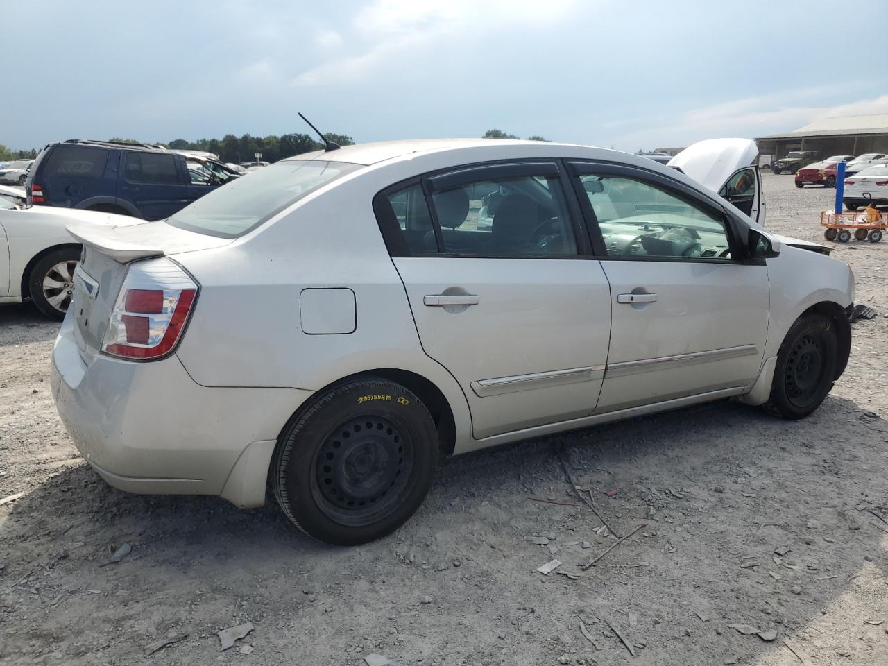 2011 Nissan Sentra 2.0 Silver vin: 3N1AB6AP3BL670356
