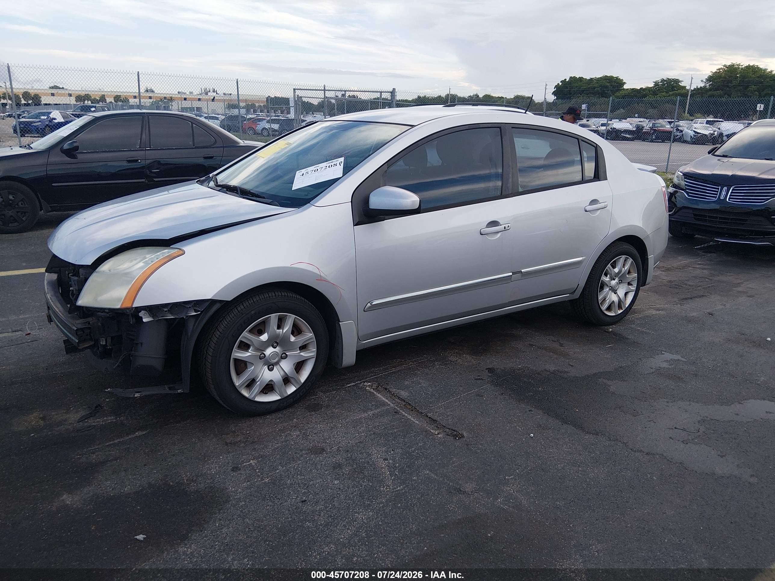 2012 Nissan Sentra 2.0 S Silver vin: 3N1AB6AP3CL612233