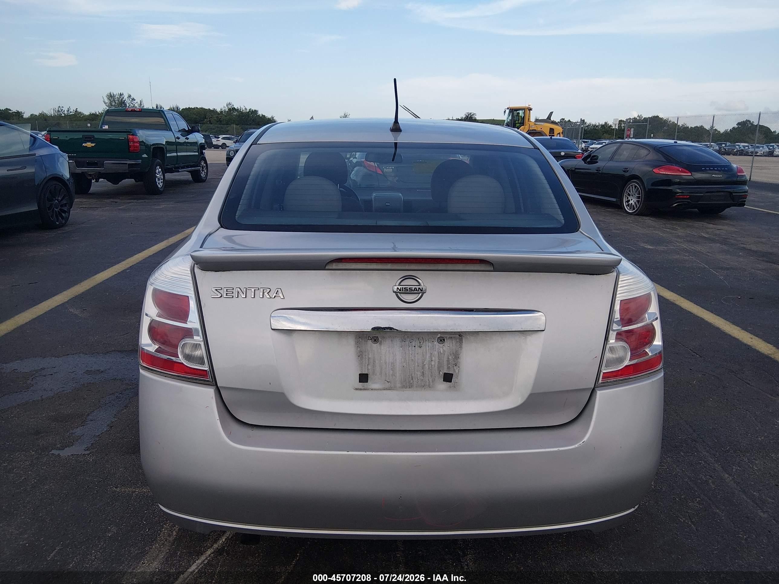 2012 Nissan Sentra 2.0 S Silver vin: 3N1AB6AP3CL612233