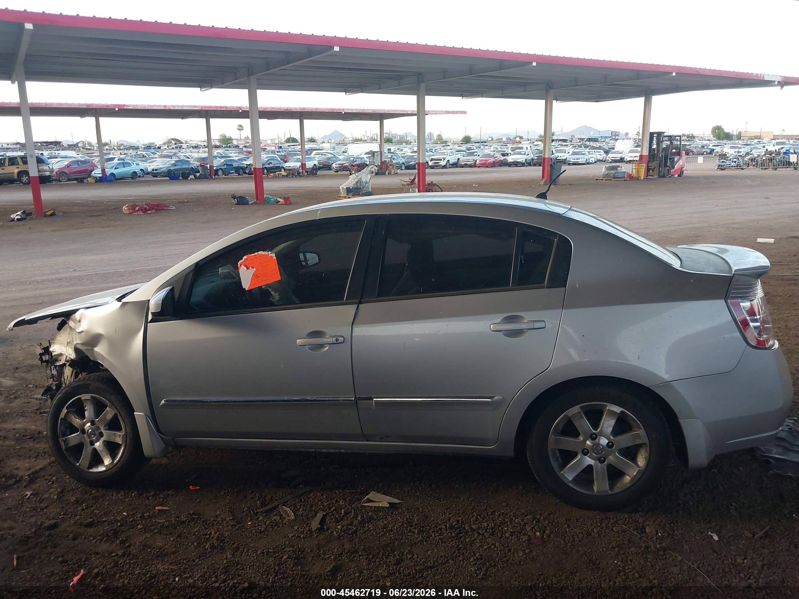 2012 Nissan Sentra 2.0 S Серый vin: 3N1AB6AP3CL679026