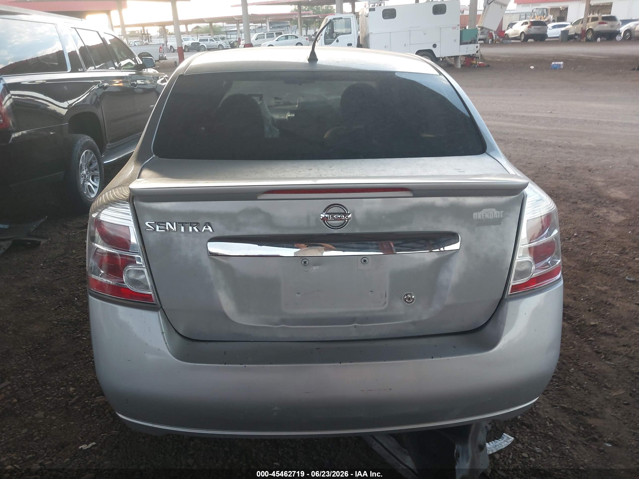 2012 Nissan Sentra 2.0 S Серый vin: 3N1AB6AP3CL679026