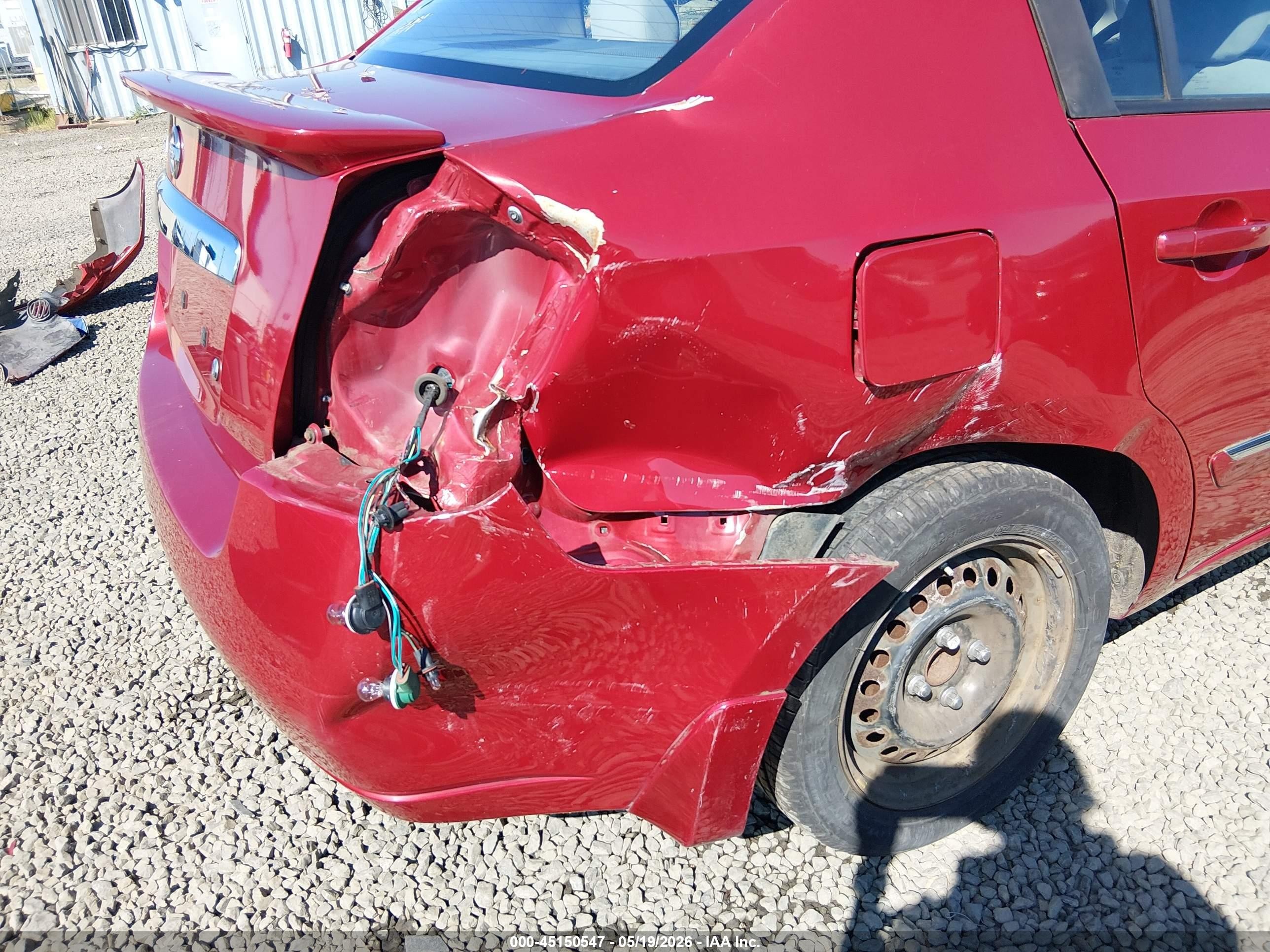 2012 Nissan Sentra 2.0 S Red vin: 3N1AB6AP3CL688437