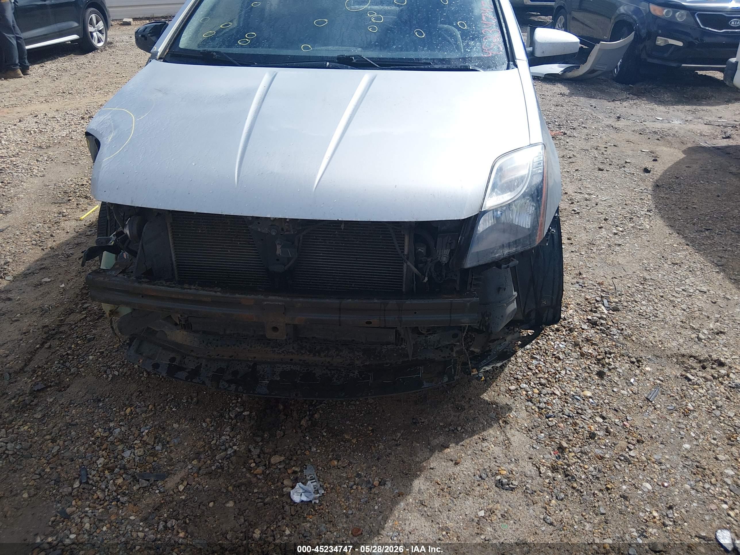 2012 Nissan Sentra 2.0 Sr Серебряный vin: 3N1AB6AP3CL752041