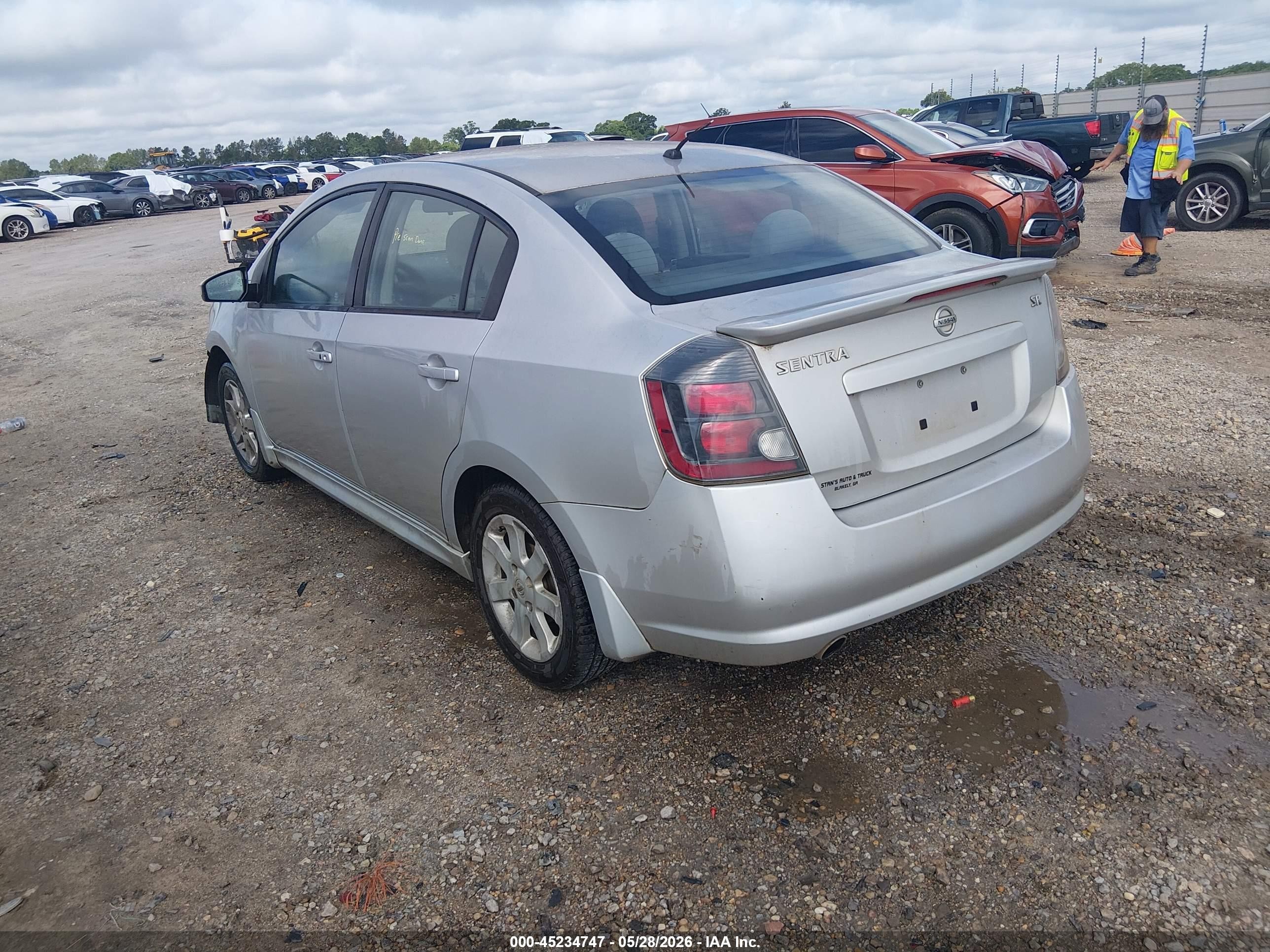 2012 Nissan Sentra 2.0 Sr Серебряный vin: 3N1AB6AP3CL752041