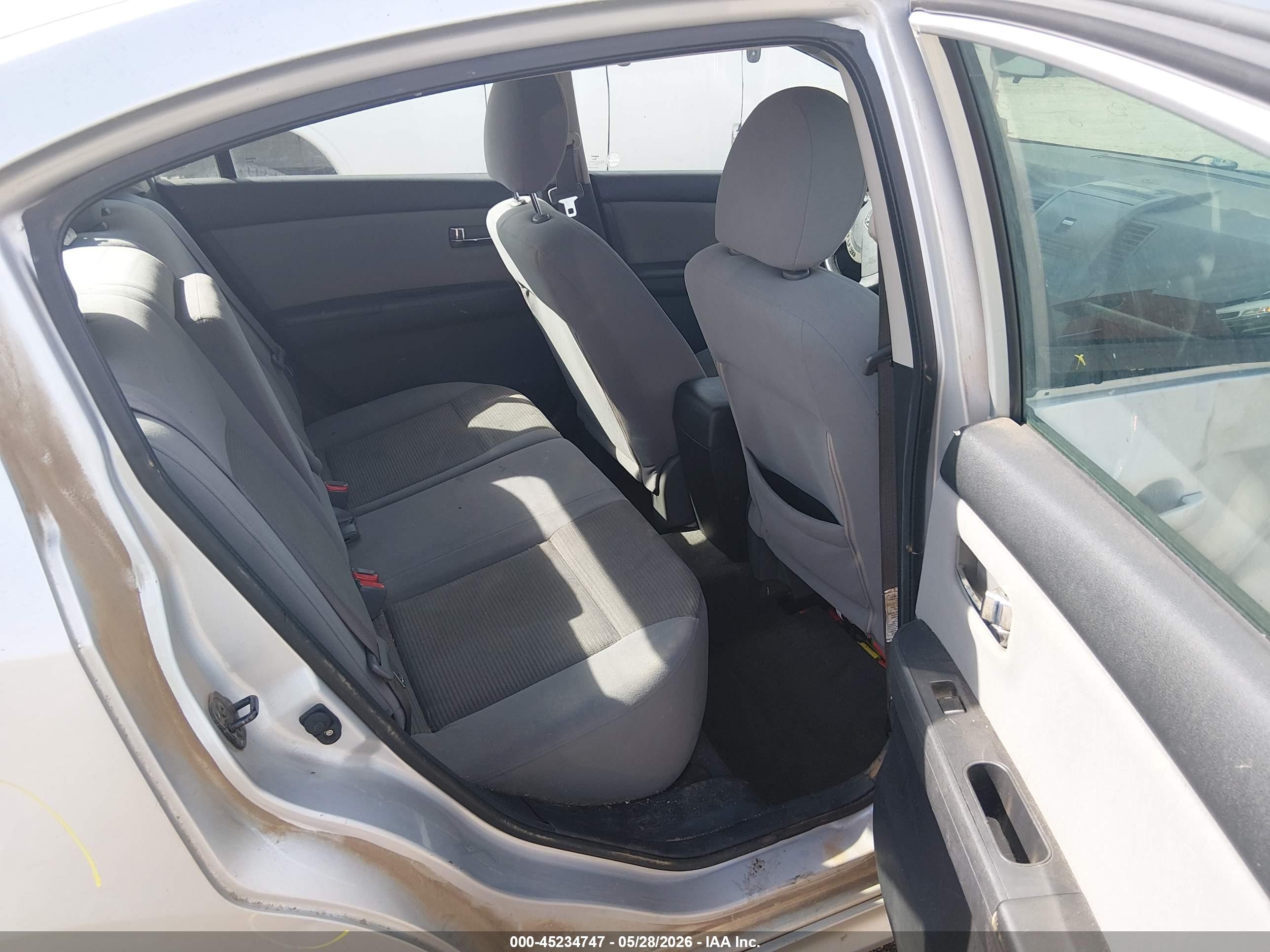 2012 Nissan Sentra 2.0 Sr Серебряный vin: 3N1AB6AP3CL752041