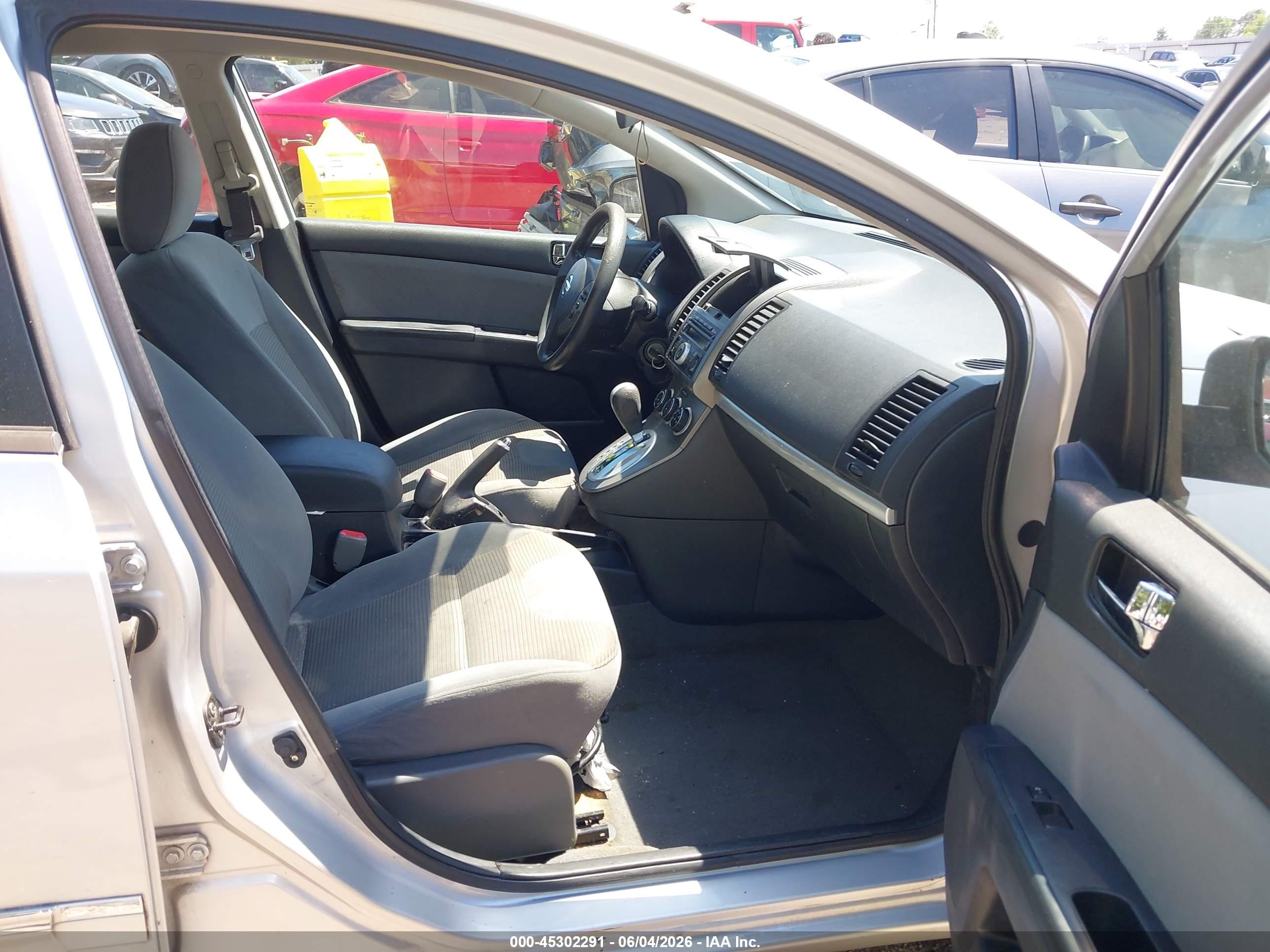 2012 Nissan Sentra 2.0 S Silver vin: 3N1AB6AP3CL766697