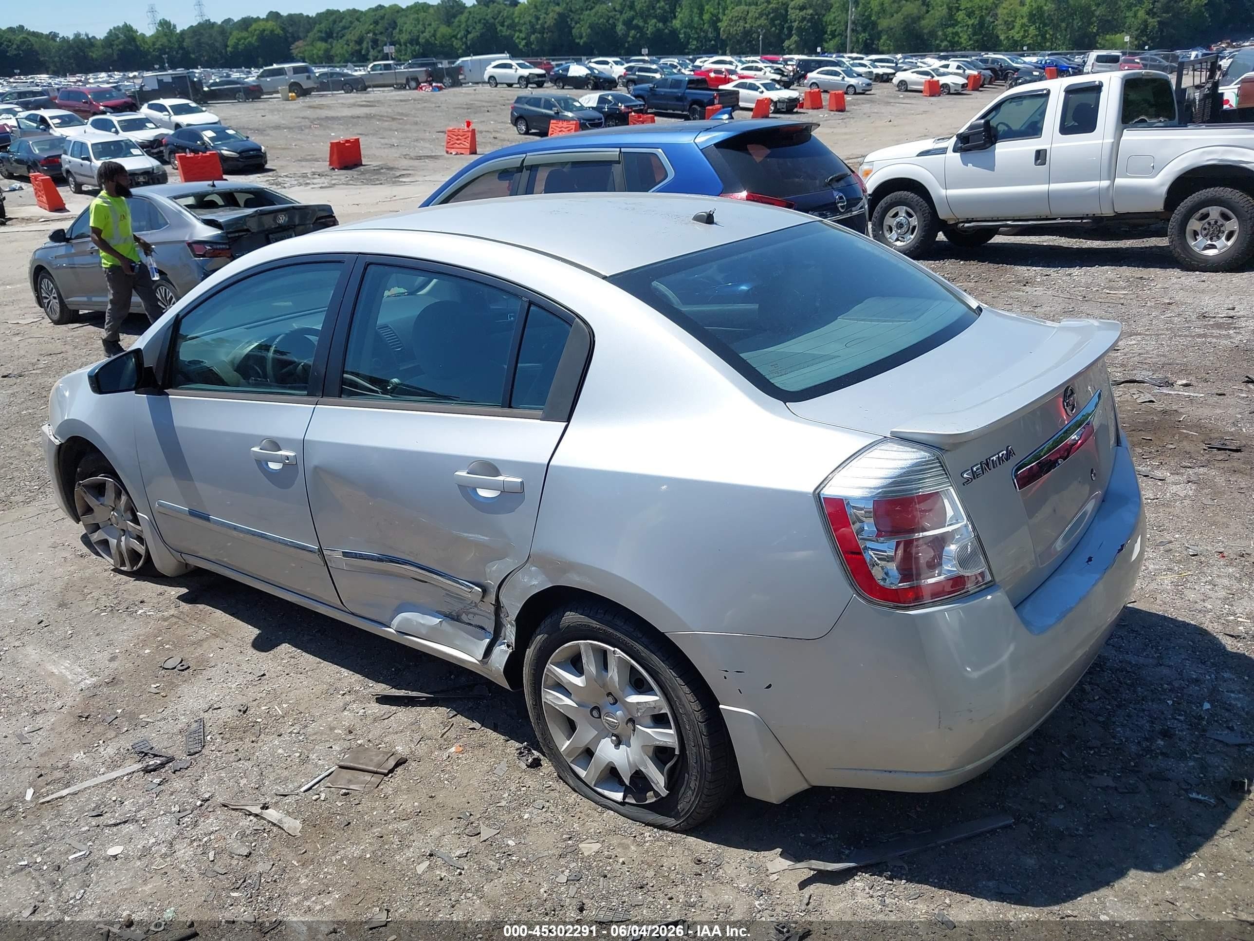 2012 Nissan Sentra 2.0 S Silver vin: 3N1AB6AP3CL766697