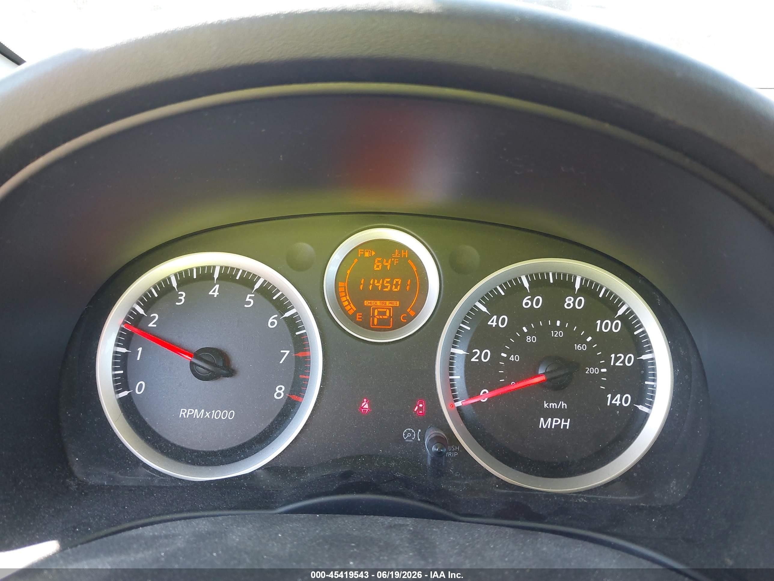 2012 Nissan Sentra 2.0 S Серебряный vin: 3N1AB6AP3CL769311