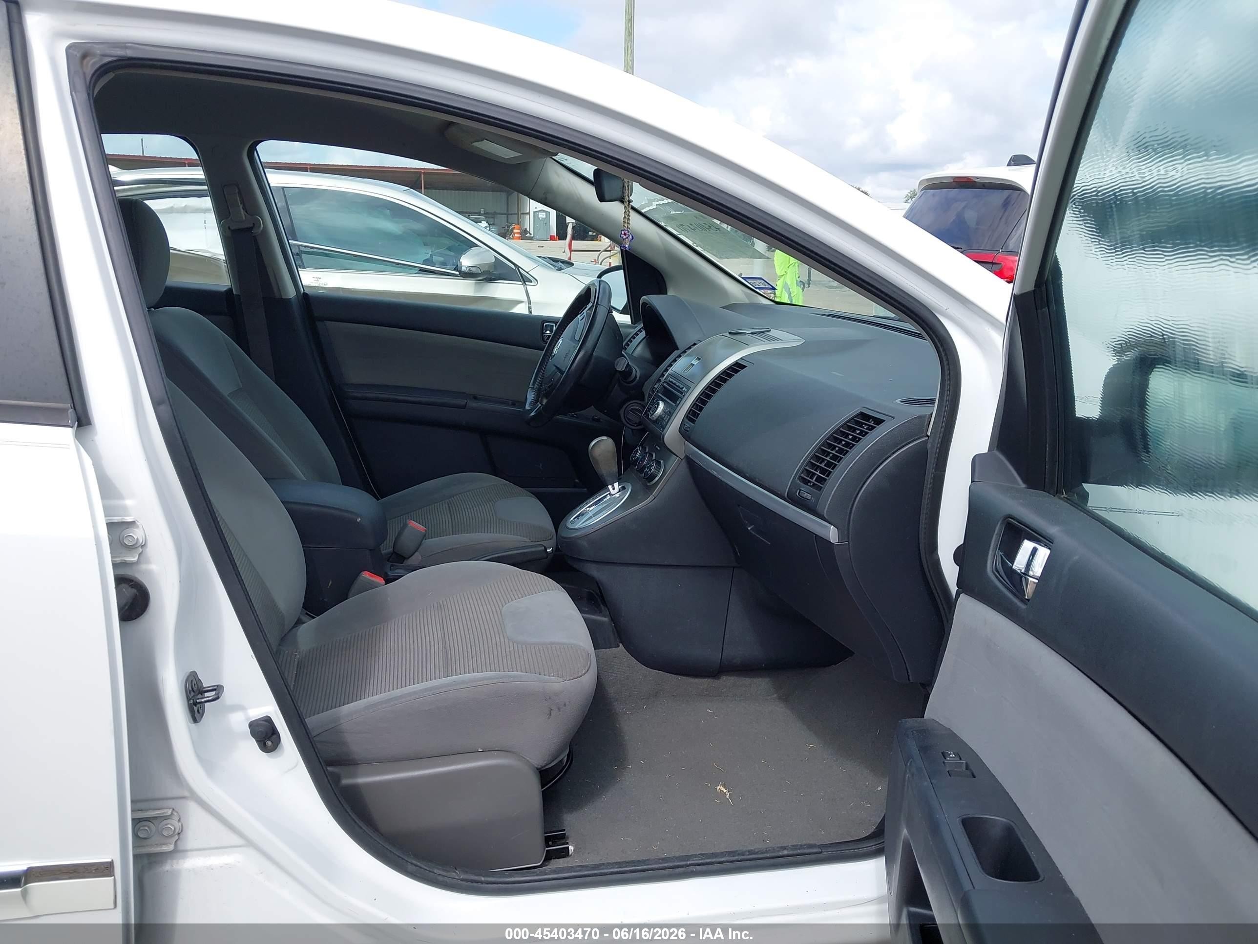 2012 Nissan Sentra 2.0 S White vin: 3N1AB6AP3CL771768