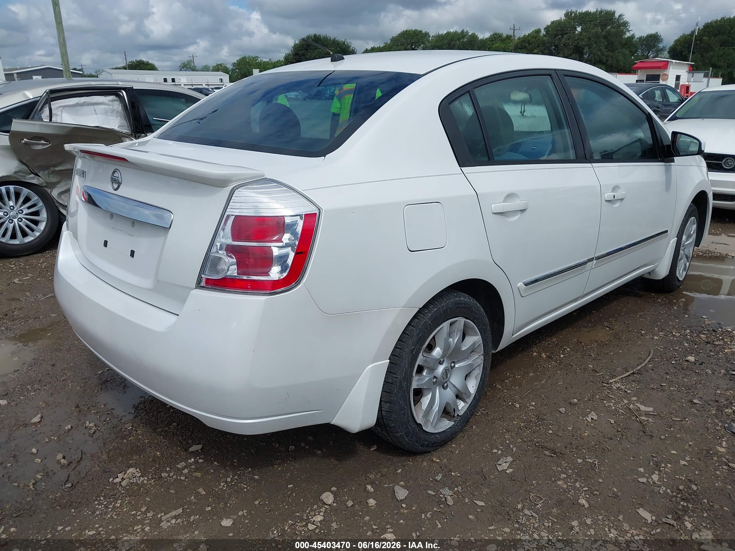 2012 Nissan Sentra 2.0 S White vin: 3N1AB6AP3CL771768