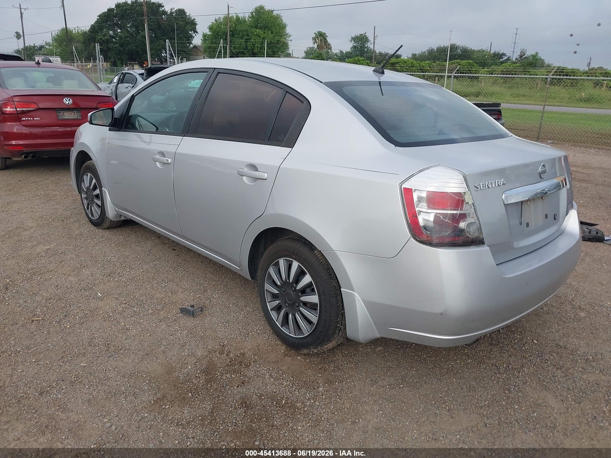 2010 Nissan Sentra 2.0 Silver vin: 3N1AB6AP4AL636831