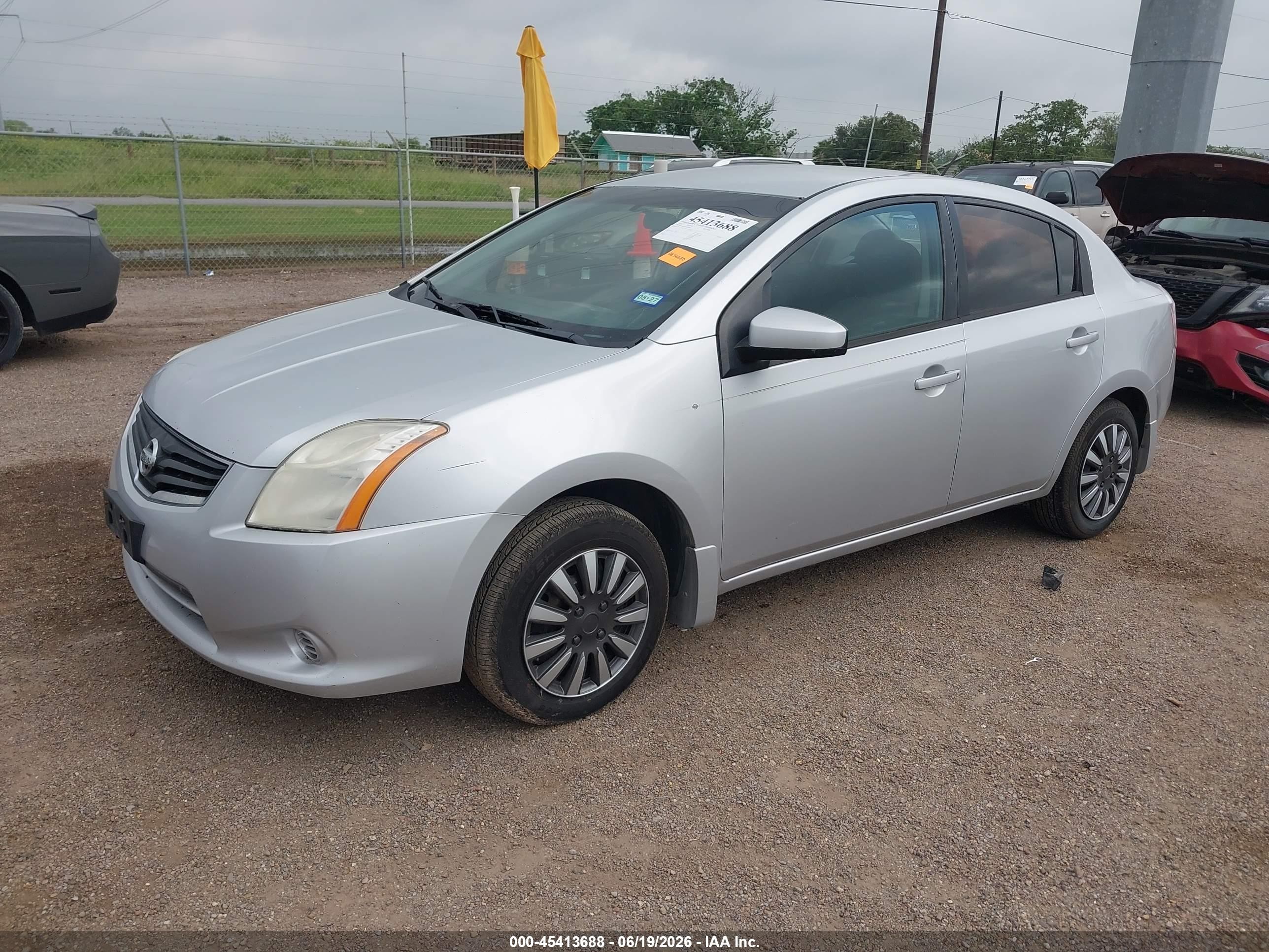 2010 Nissan Sentra 2.0 Silver vin: 3N1AB6AP4AL636831