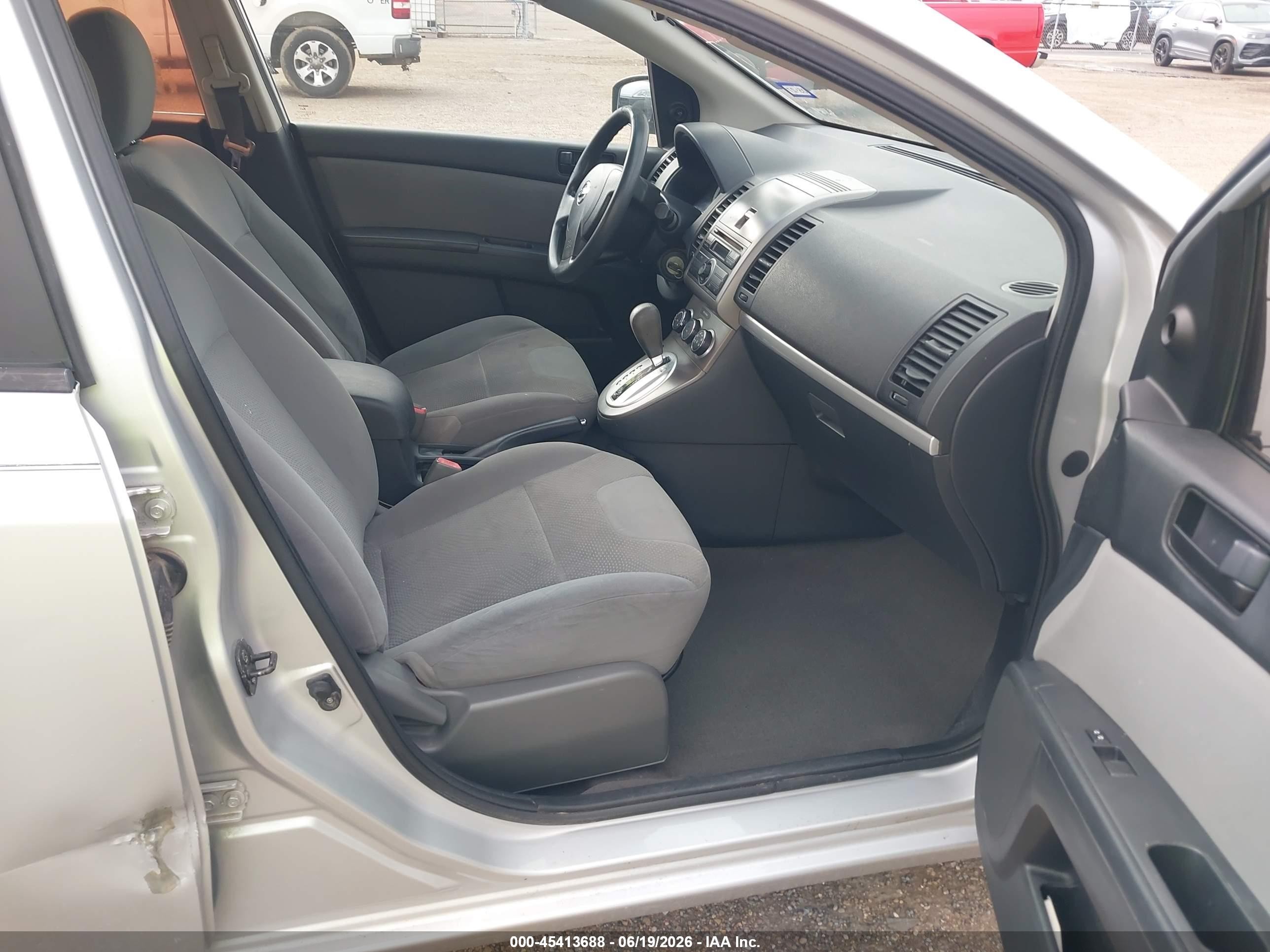 2010 Nissan Sentra 2.0 Silver vin: 3N1AB6AP4AL636831