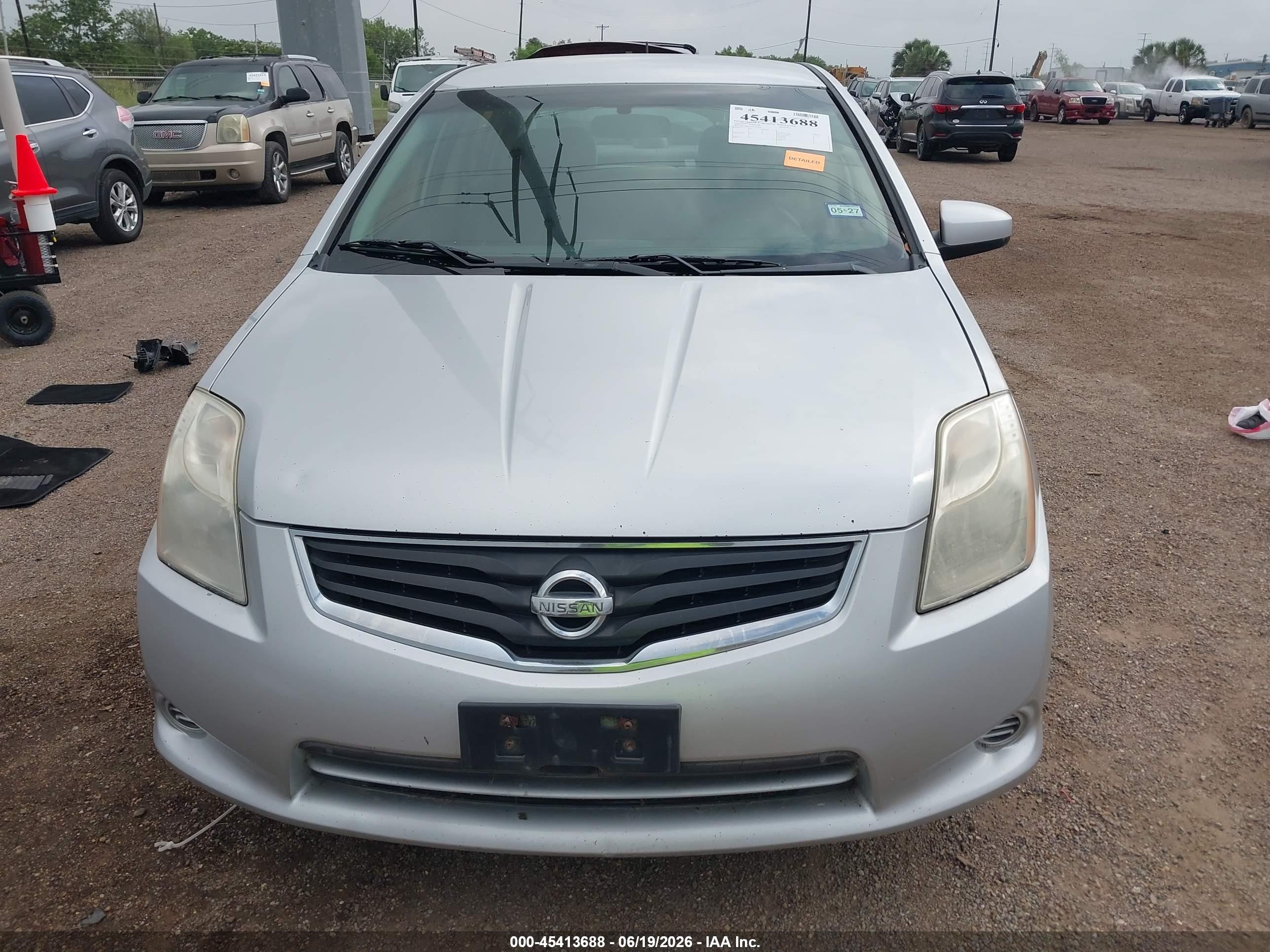2010 Nissan Sentra 2.0 Silver vin: 3N1AB6AP4AL636831